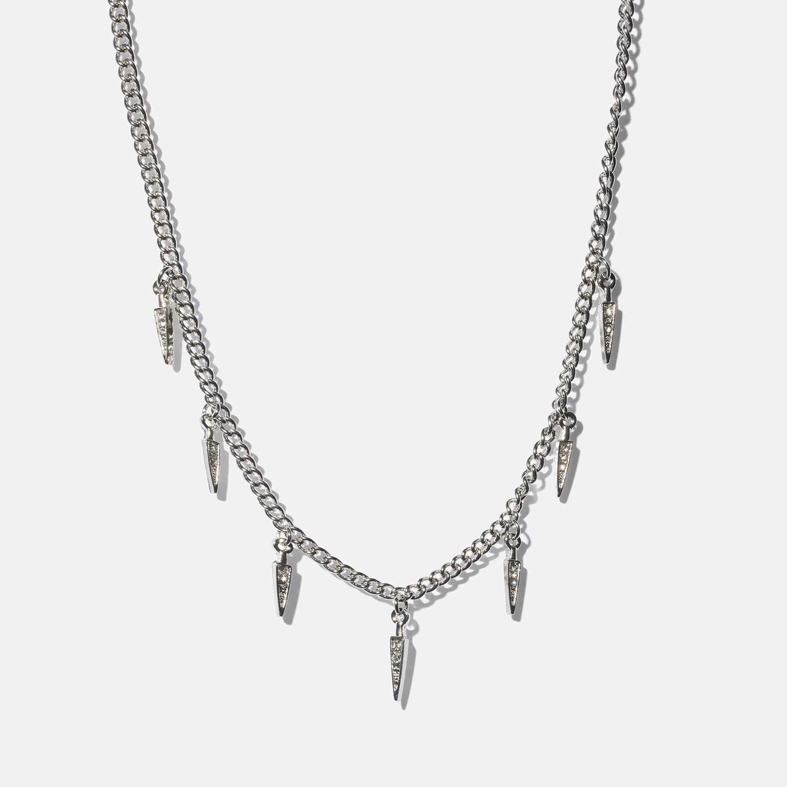 Silverfärgat halsband - 7 taggar, 42+6cm