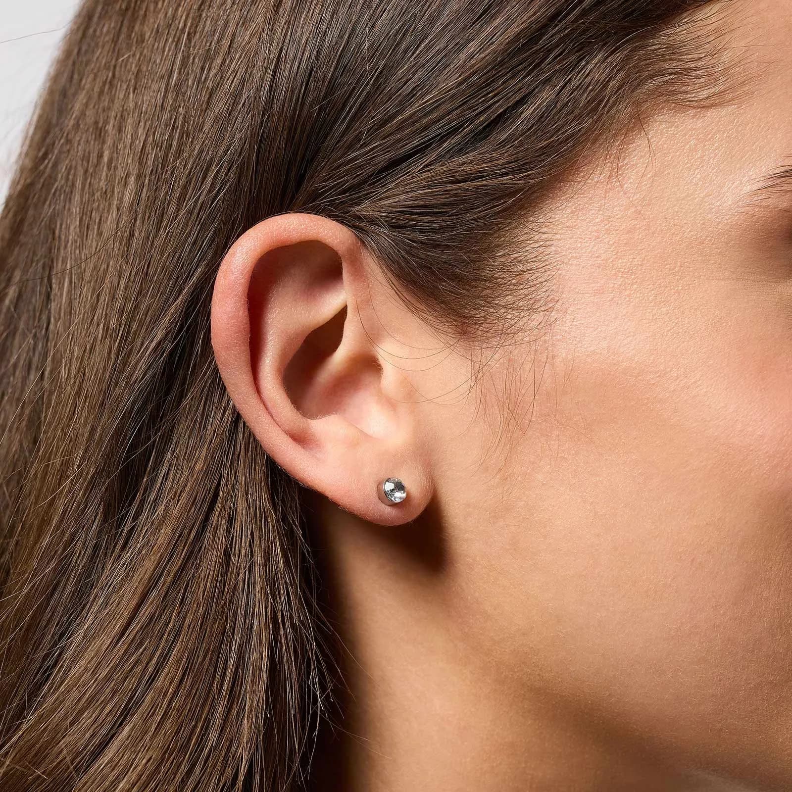 3-pack silverfärgade örhängen - studs 2