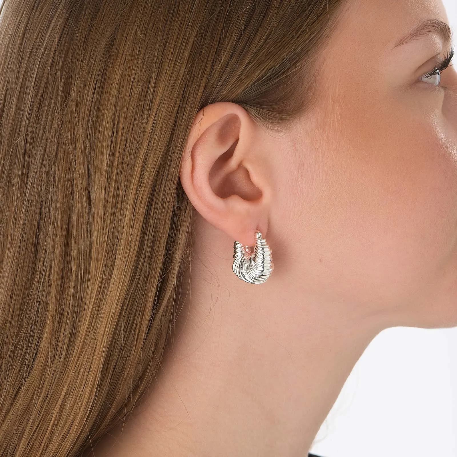 Silverfärgade chunky mönstrade hoops - 20mm 2