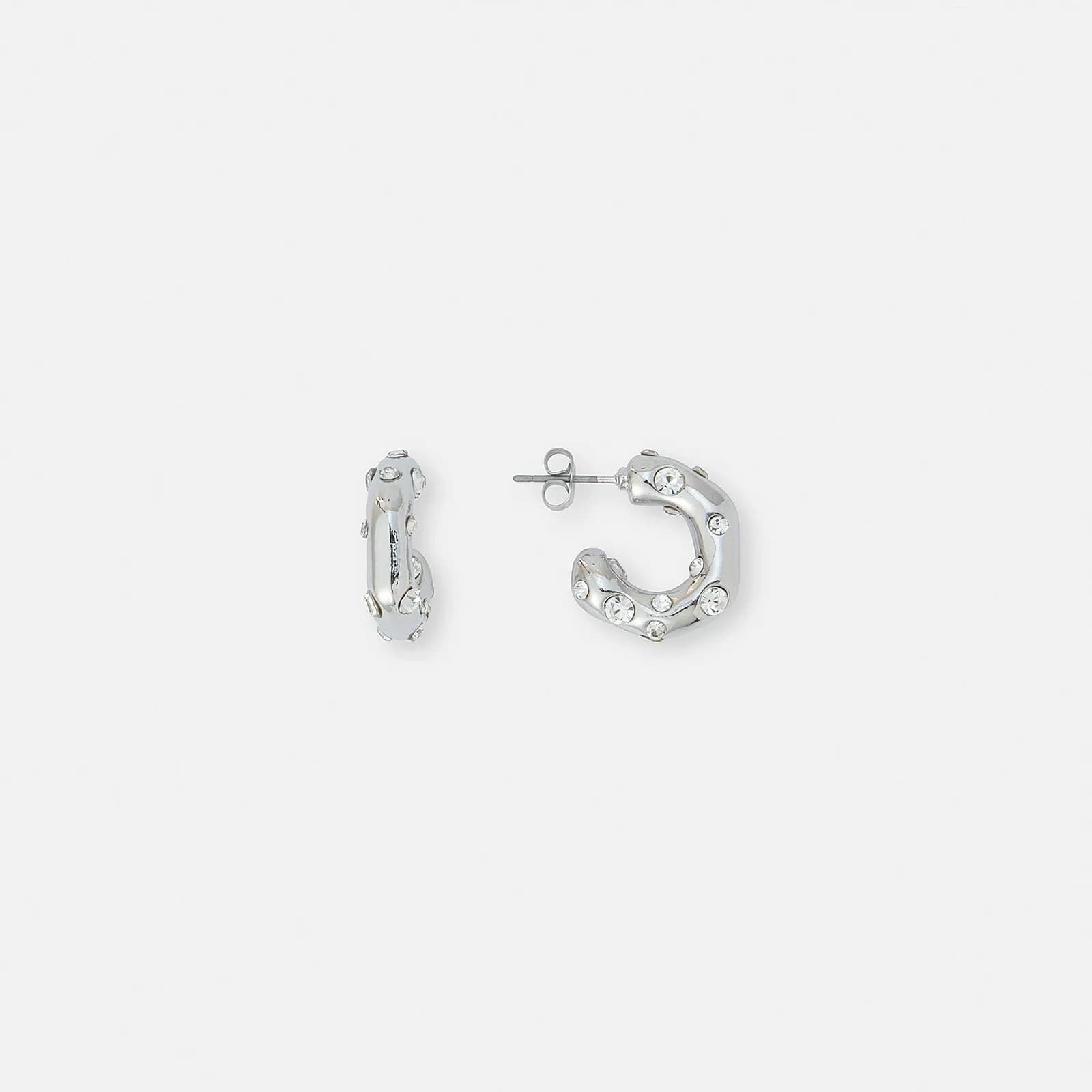 Silverfärgade örhängen, creoler med glasstenar - 2 cm