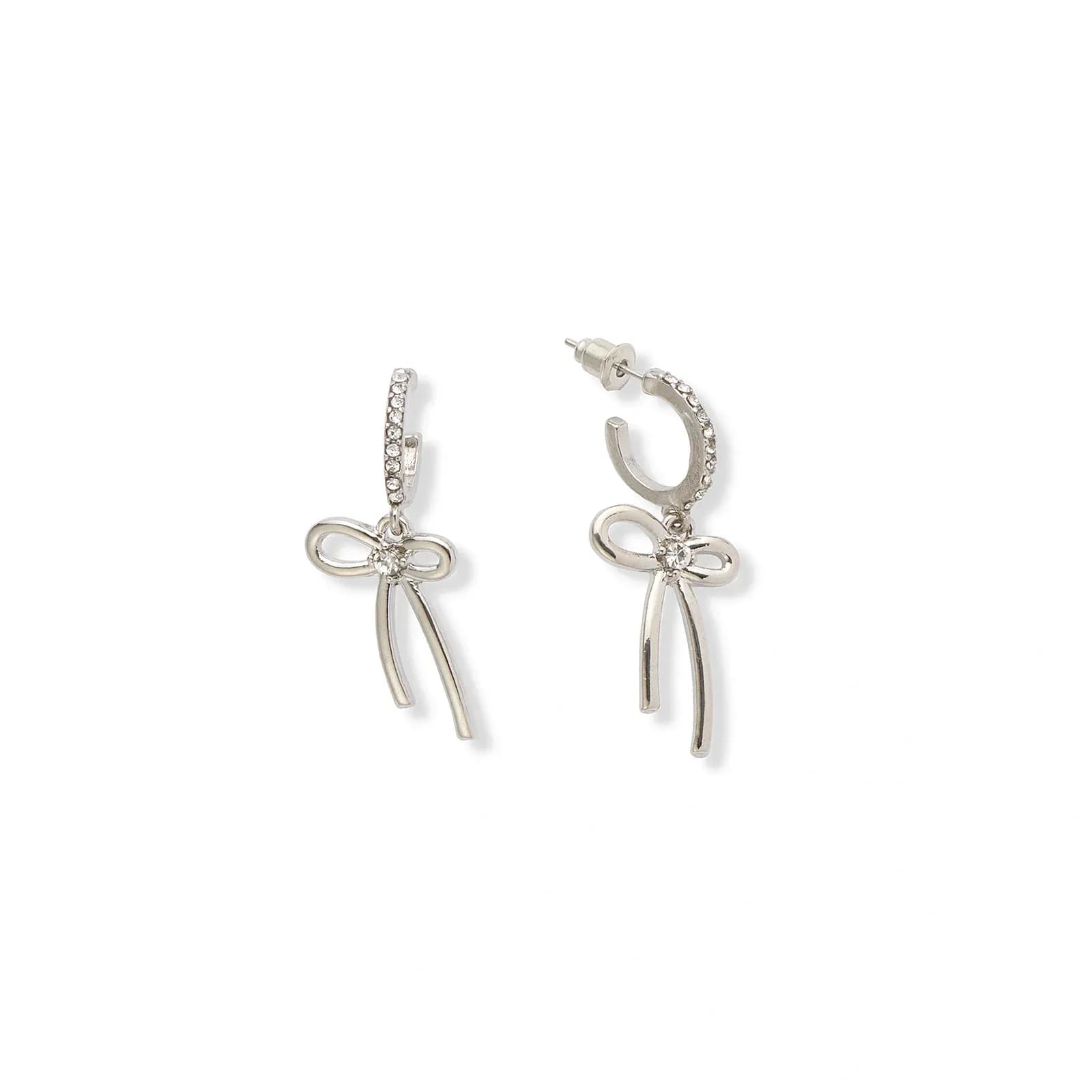 Silverfärgade örhängen, hängande rosett med glasstenar - 3,5 cm