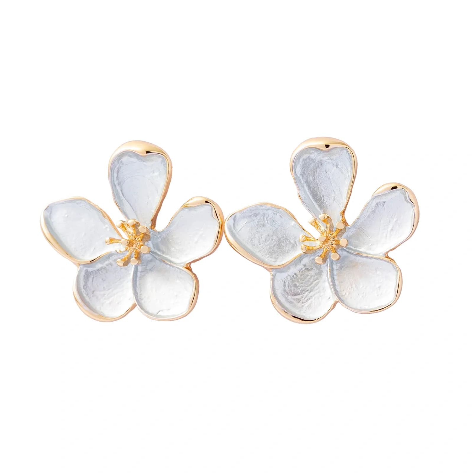 Guldfärgade örhängen, vit blomma med guldiga detaljer – 2,5 cm 3
