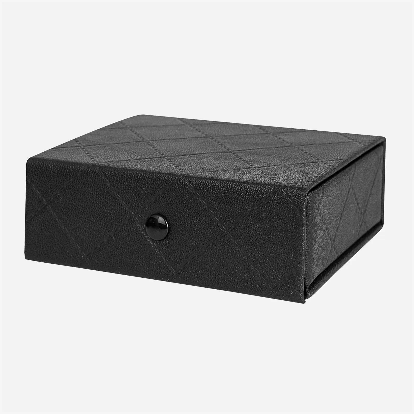 Silverfärgat smyckeset - vita stenar 6