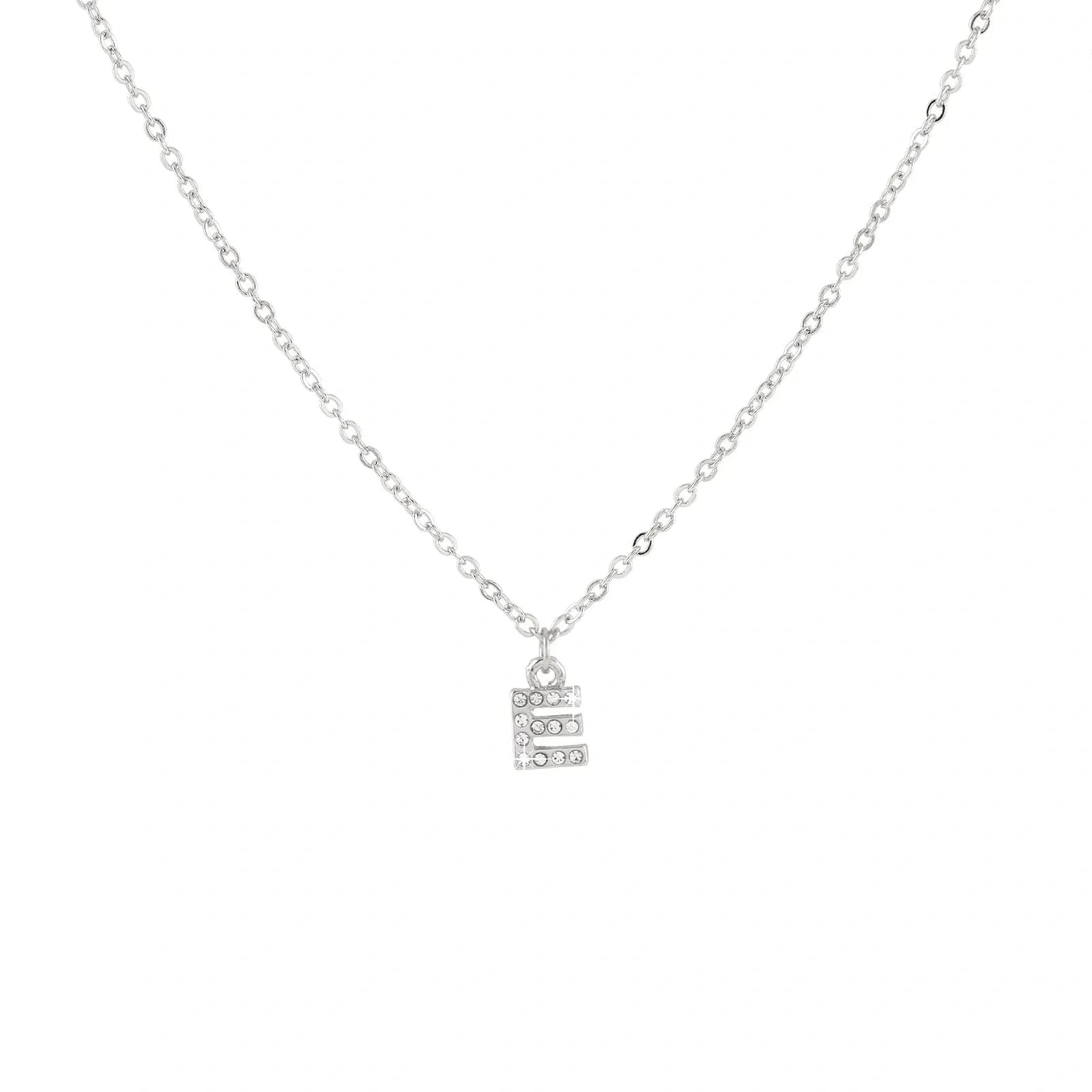 Silverfärgat halsband - bokstav E