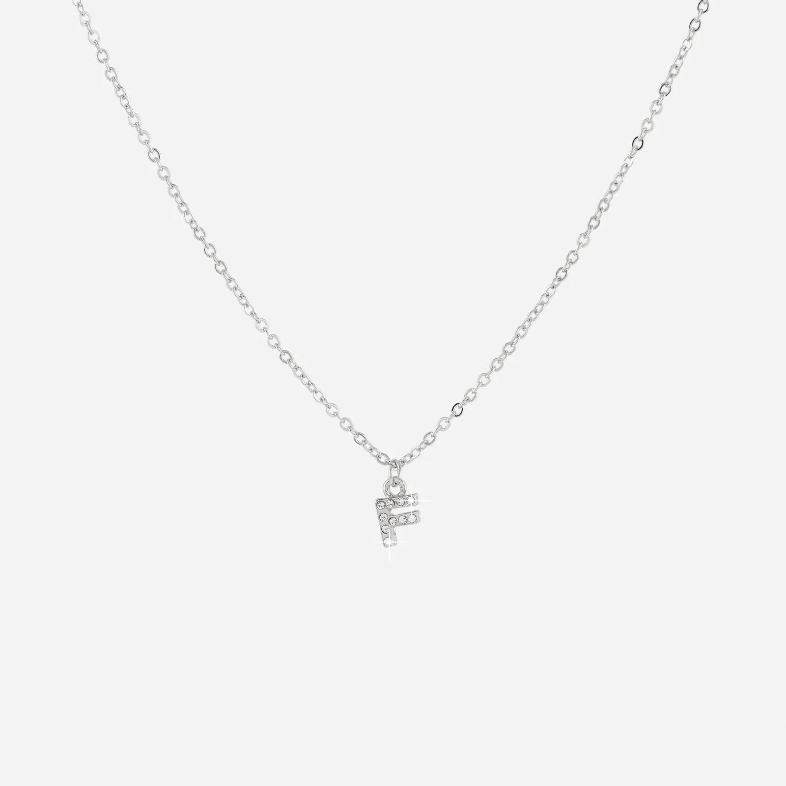 Silverfärgat halsband - bokstav F