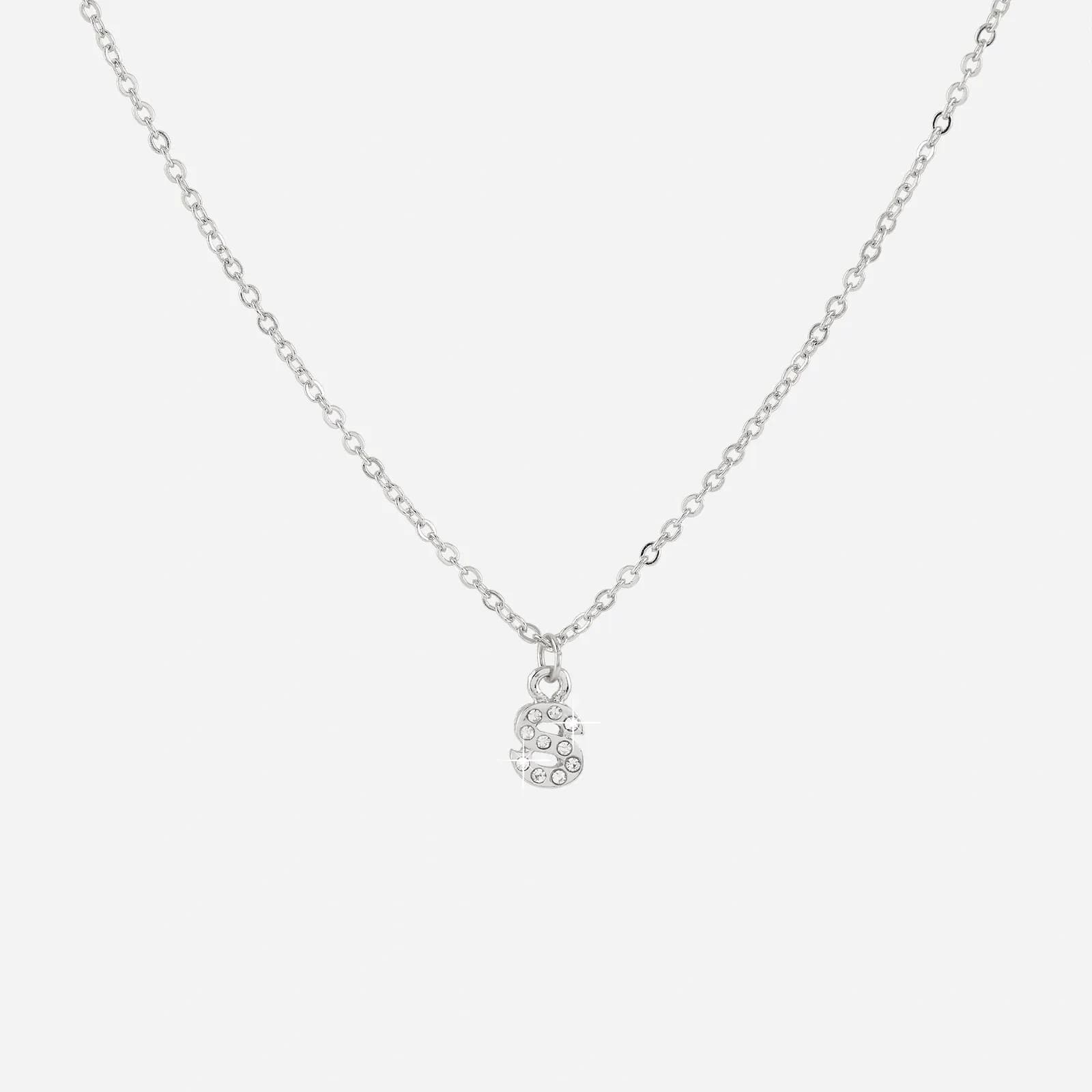 Silverfärgat halsband - bokstav S