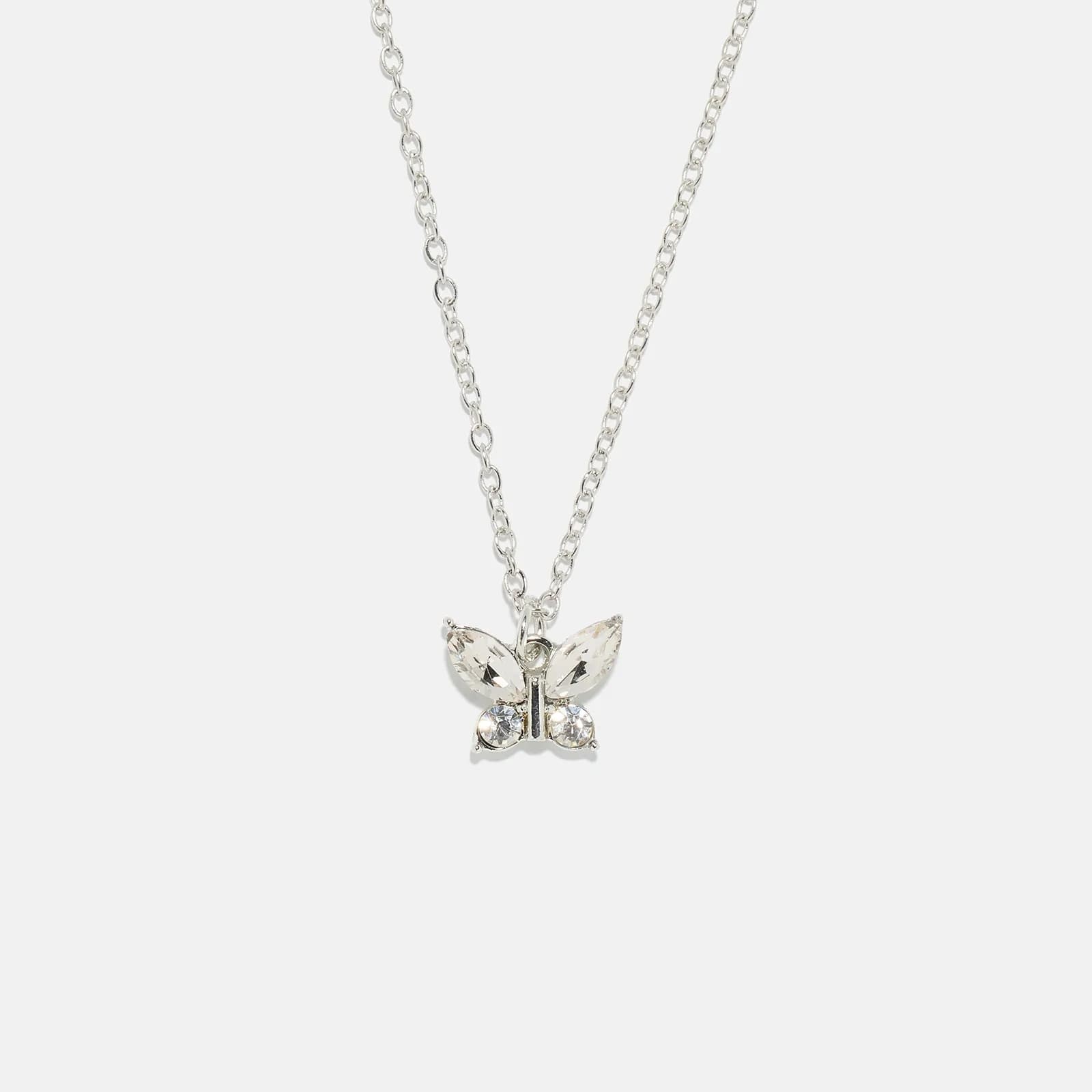 Silverfärgat halsband, fjäril