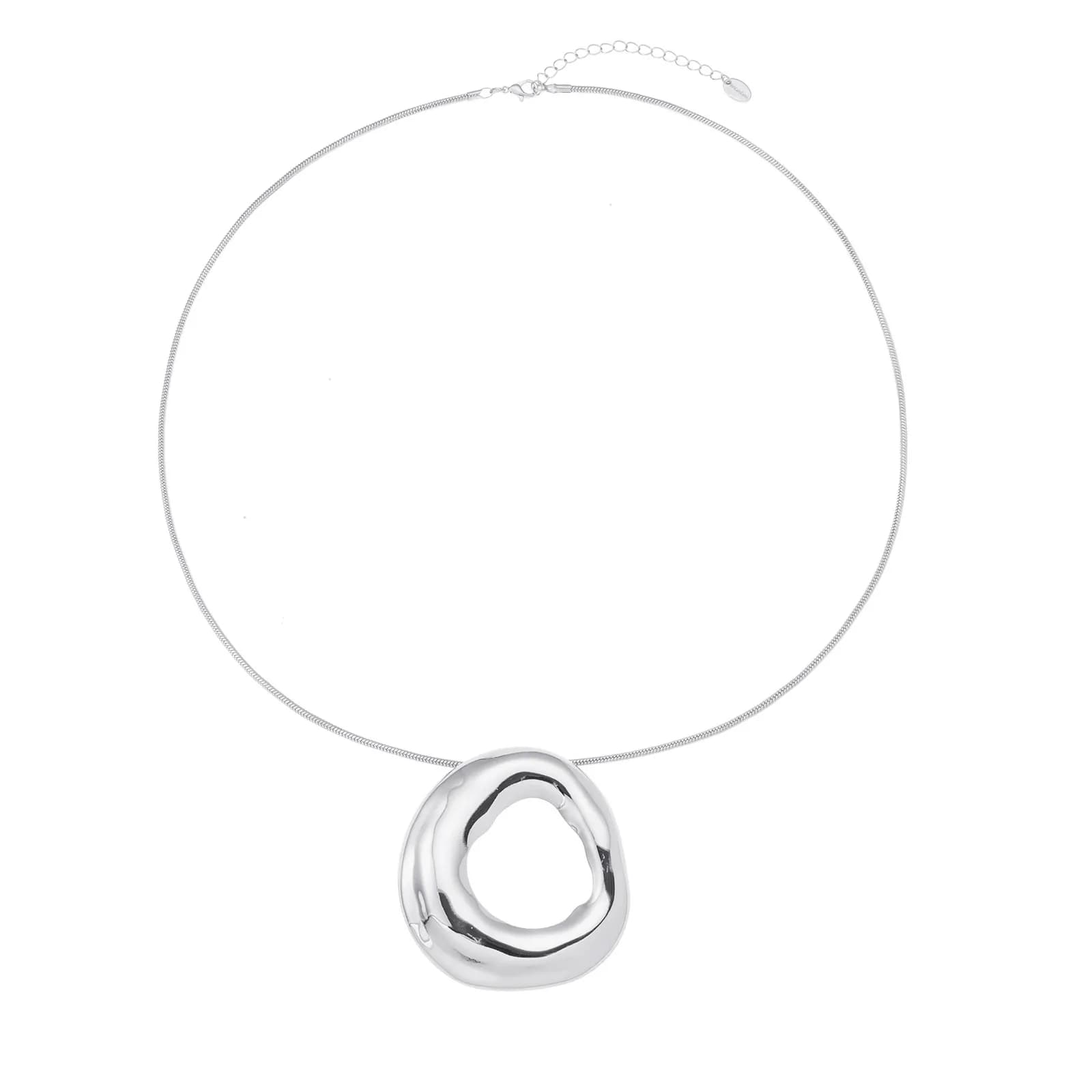 Silverfärgat halsband, ormkedja med hammrad ring - 66+7 cm