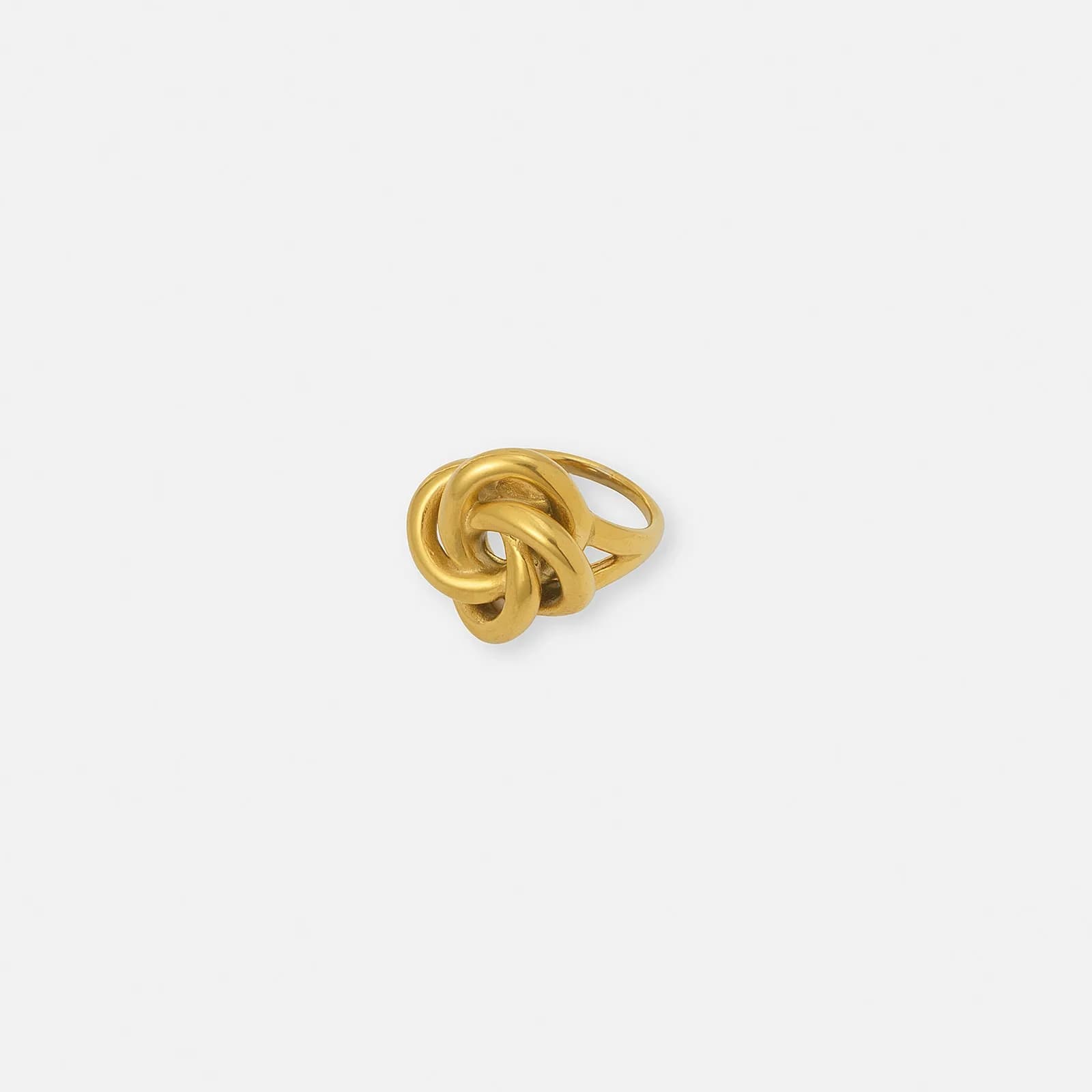 Guldfärgad ring med knutdesign