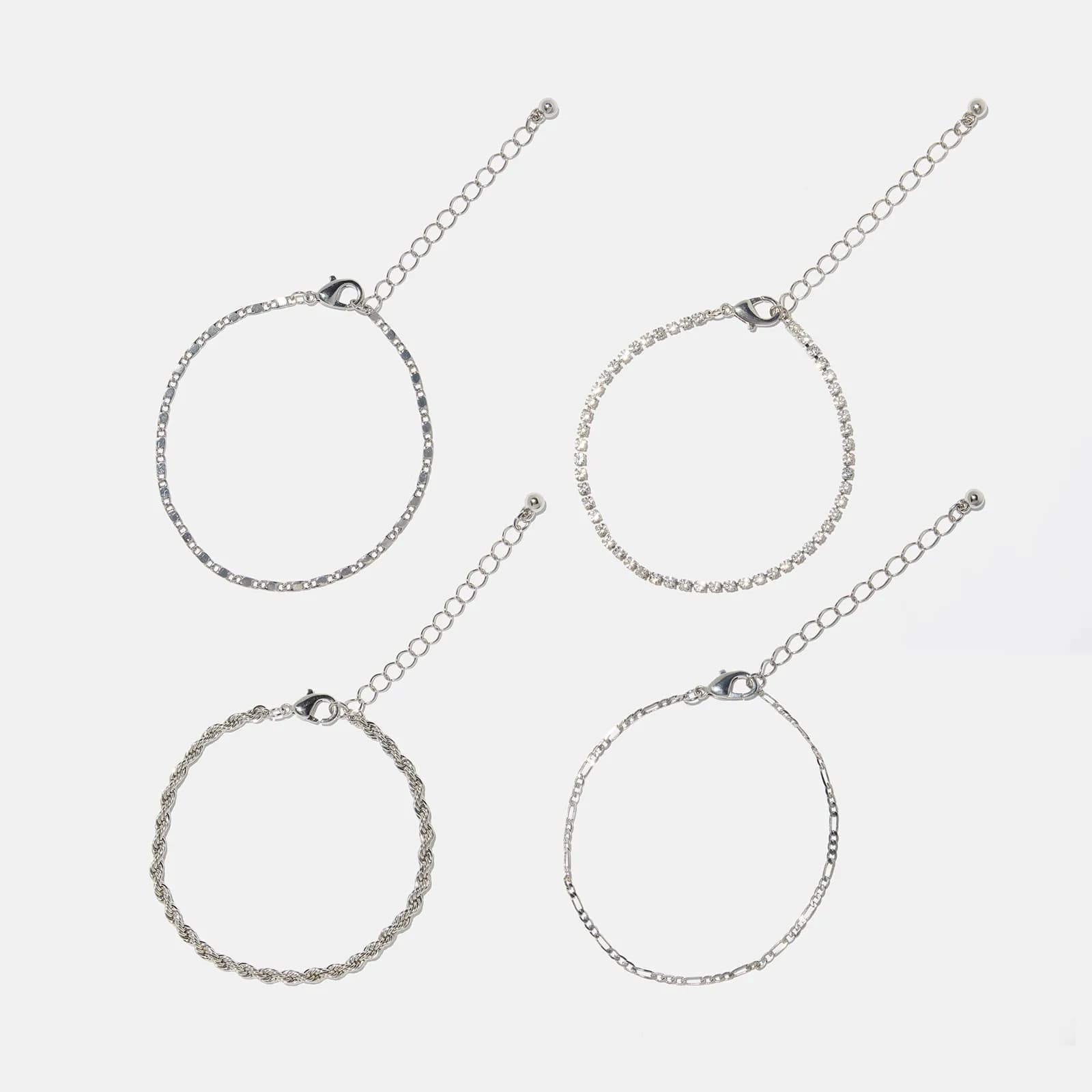 4-pack silverfärgade armband dam