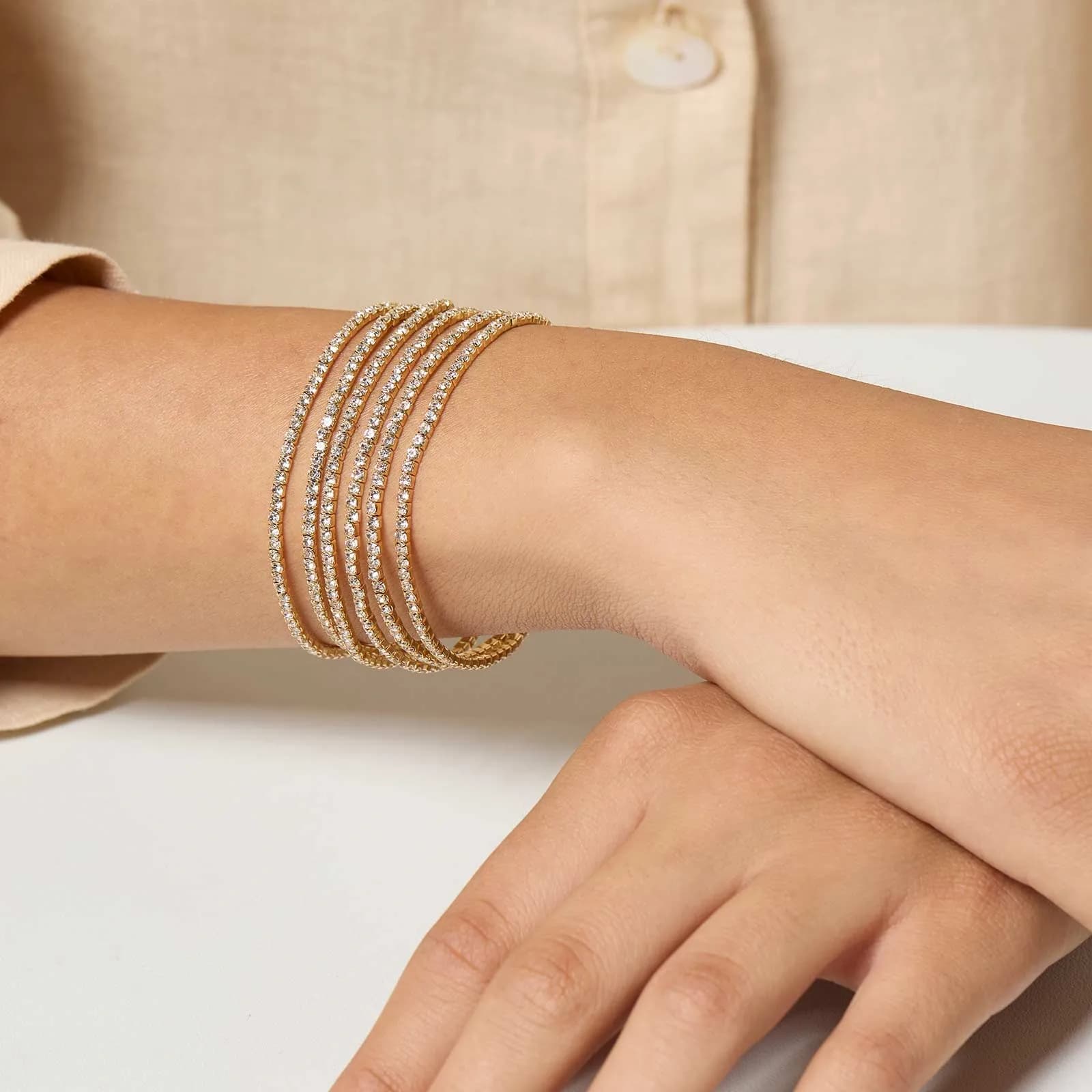 Guldfärgat armband dam - strass, 6 rader 3