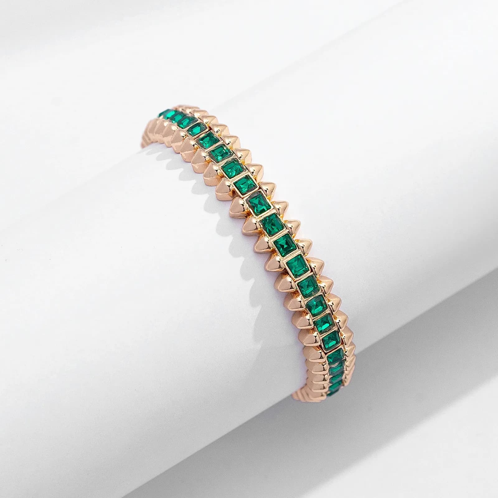 Guldfärgat armband Spike Noir, gröna stenar - Elastiskt 2