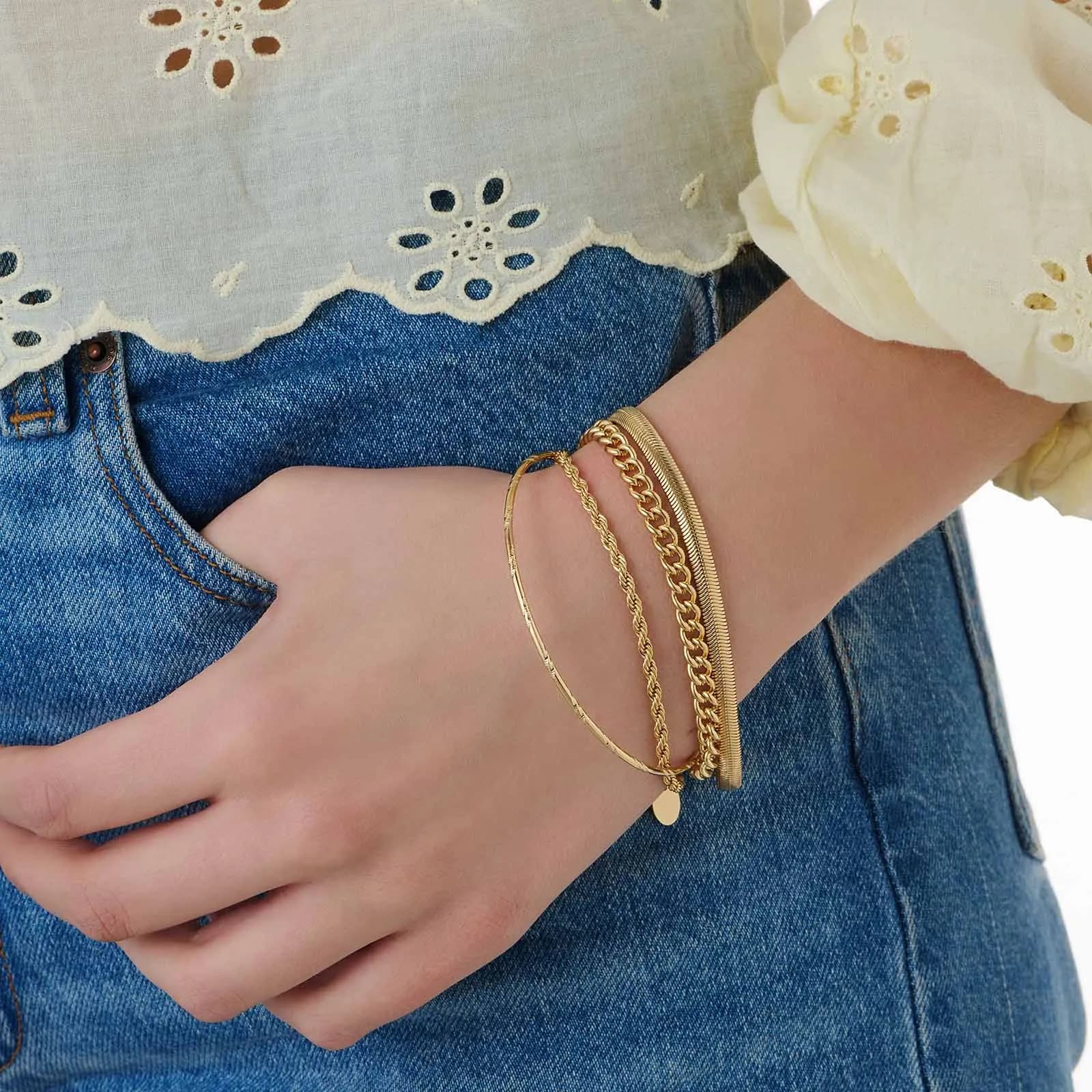 Guldfärgade armband, 3 kedjor och bangle - 17+5 cm 2