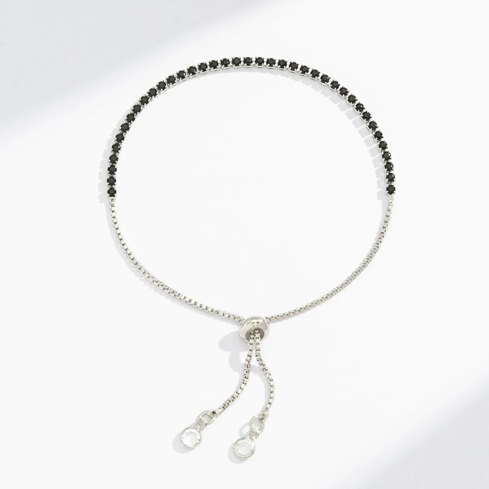 Silverfärgat tennisarmband, svarta glasstenar - Justerbar 2