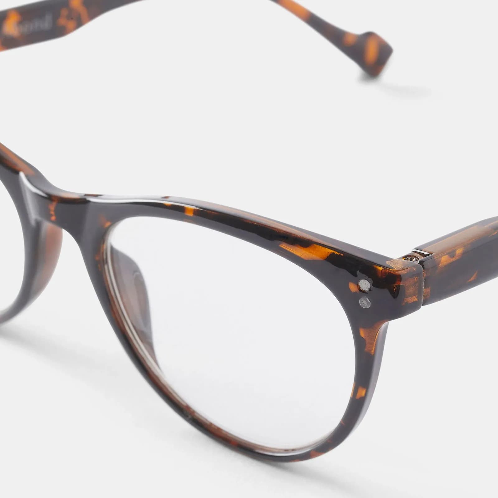 Bruna läsglasögon Cateye +3,0 2