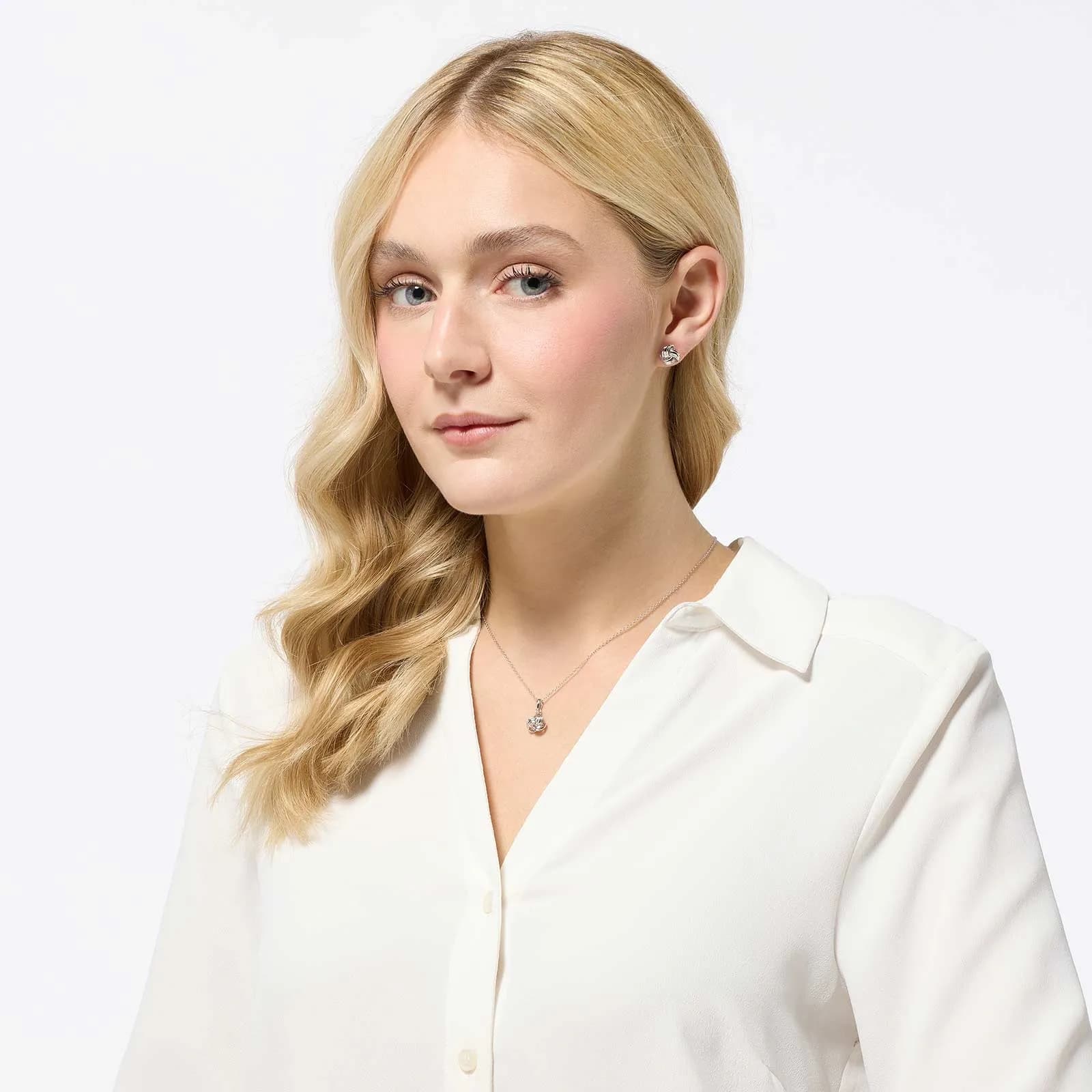 Set i äkta silver halsband & örhängen, evighetsknutar 3