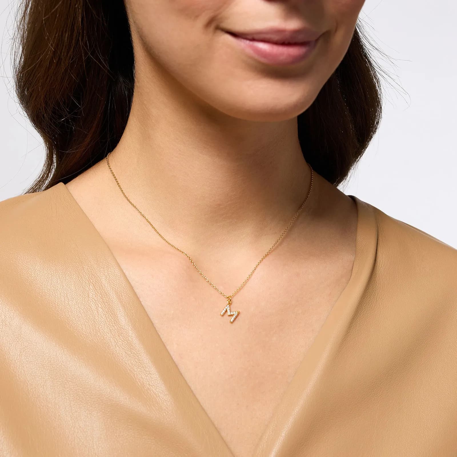 Guldpläterat halsband bokstav M - 42+3 cm 2
