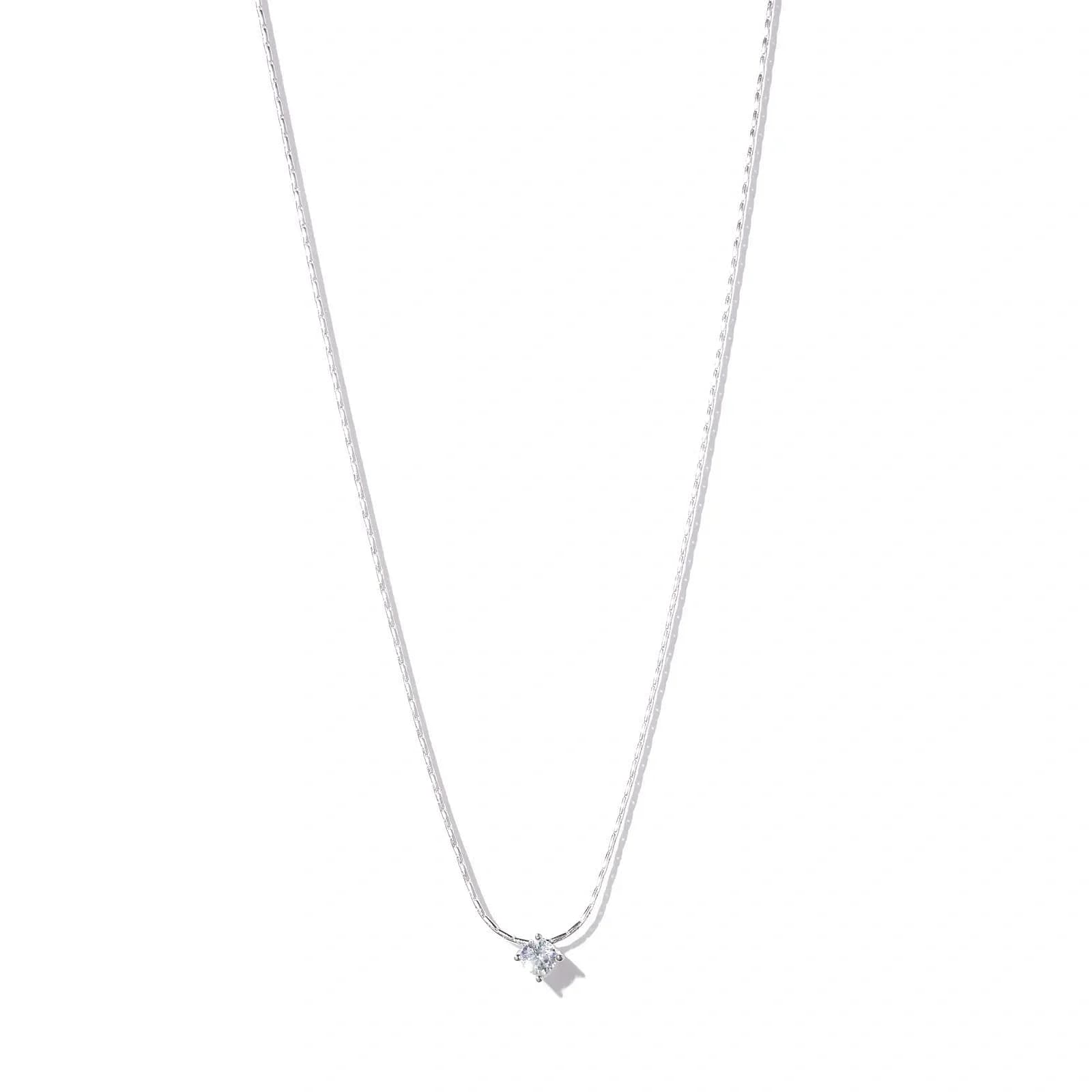 Halsband i äkta silver - hänge CZ, 4mm