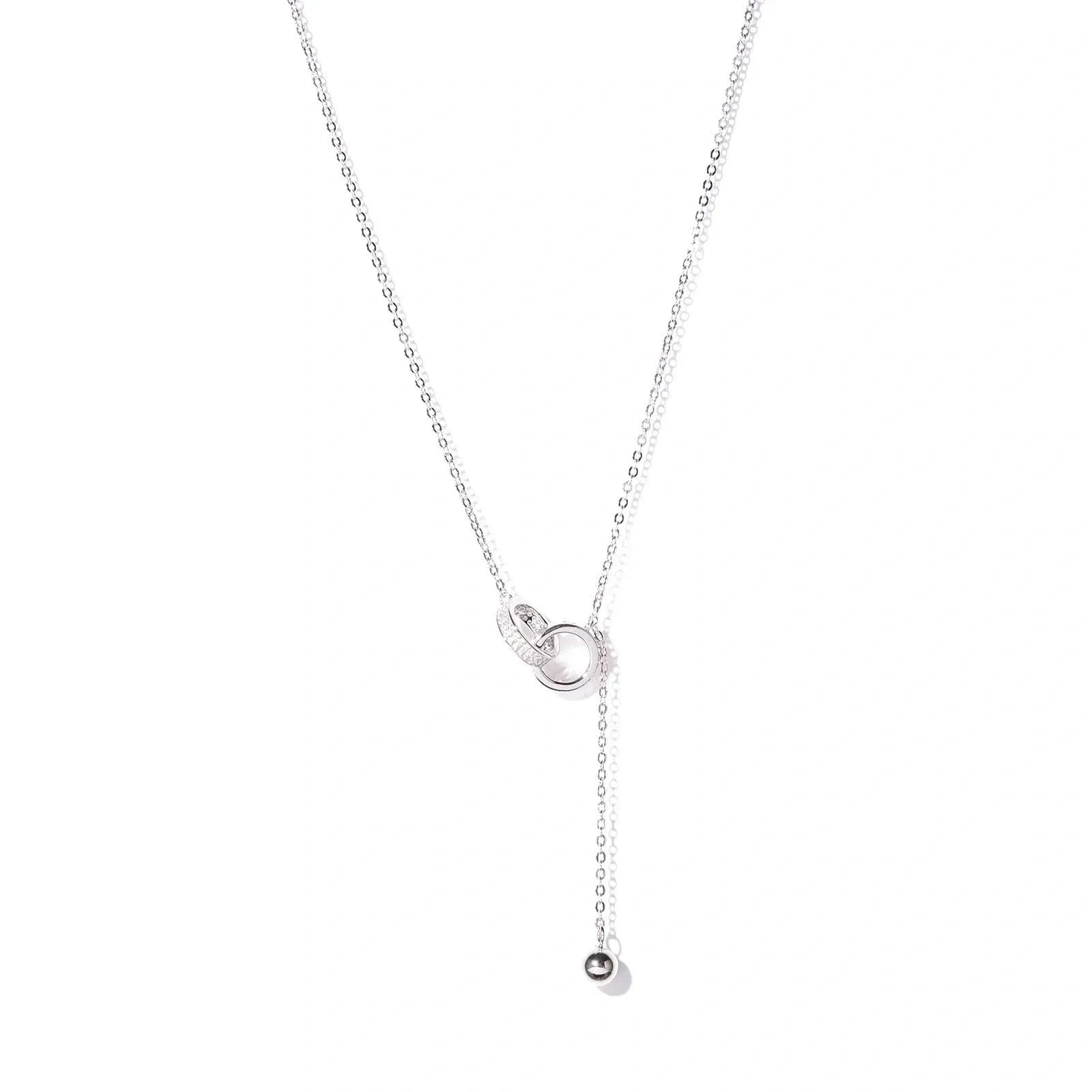 Halsband i äkta silver - två ringar