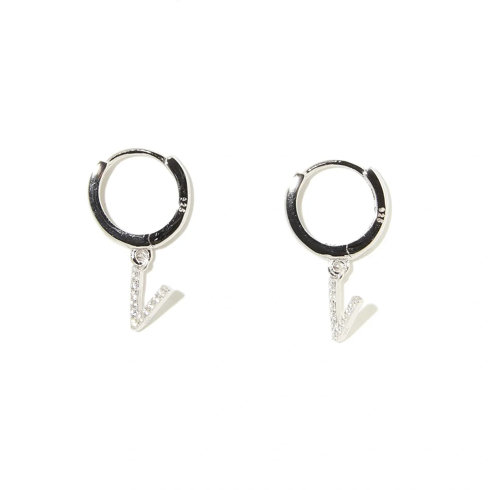 Örhängen äkta silver - hoops, bokstav V