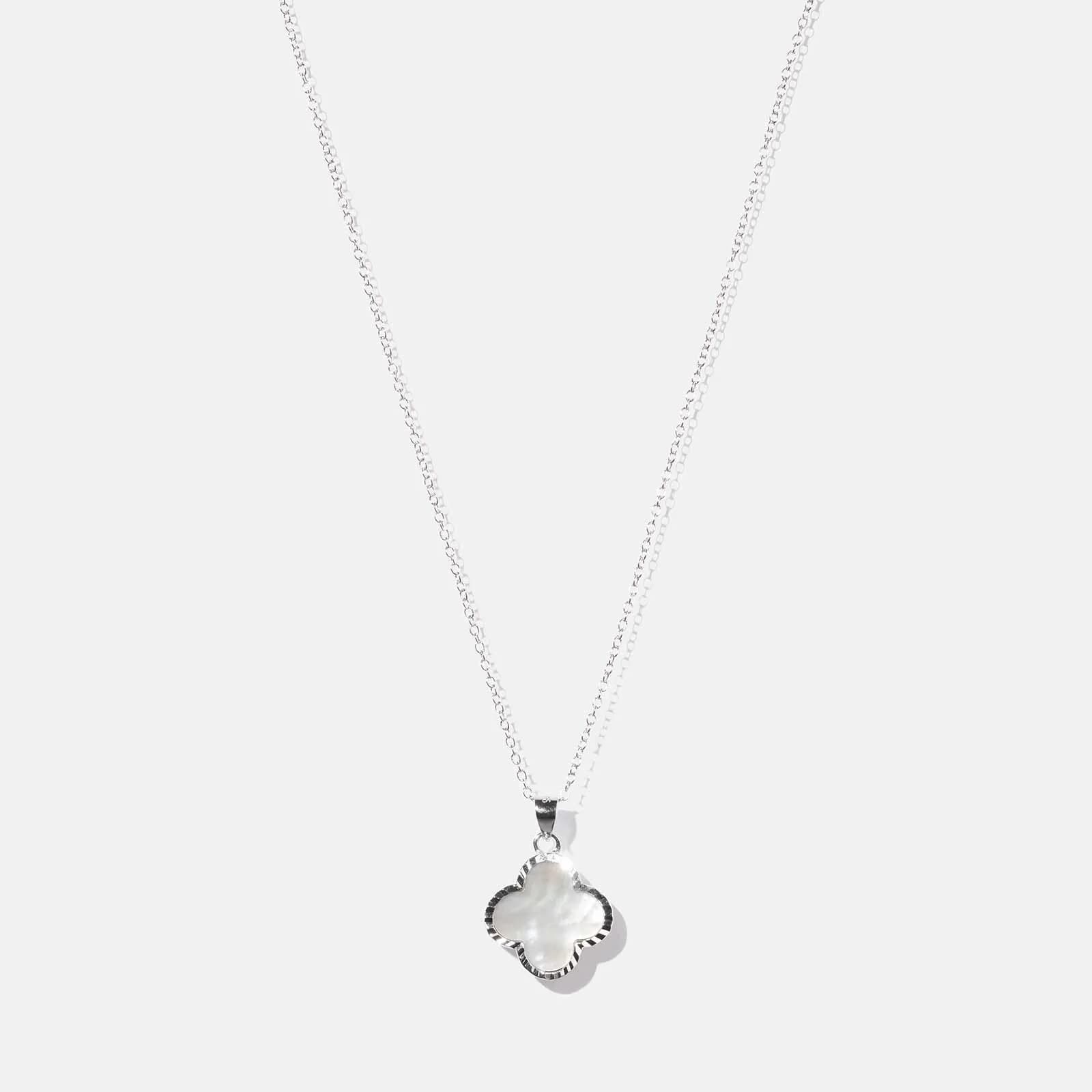 Halsband i äkta silver -  fyrklöver, snäckskal 1