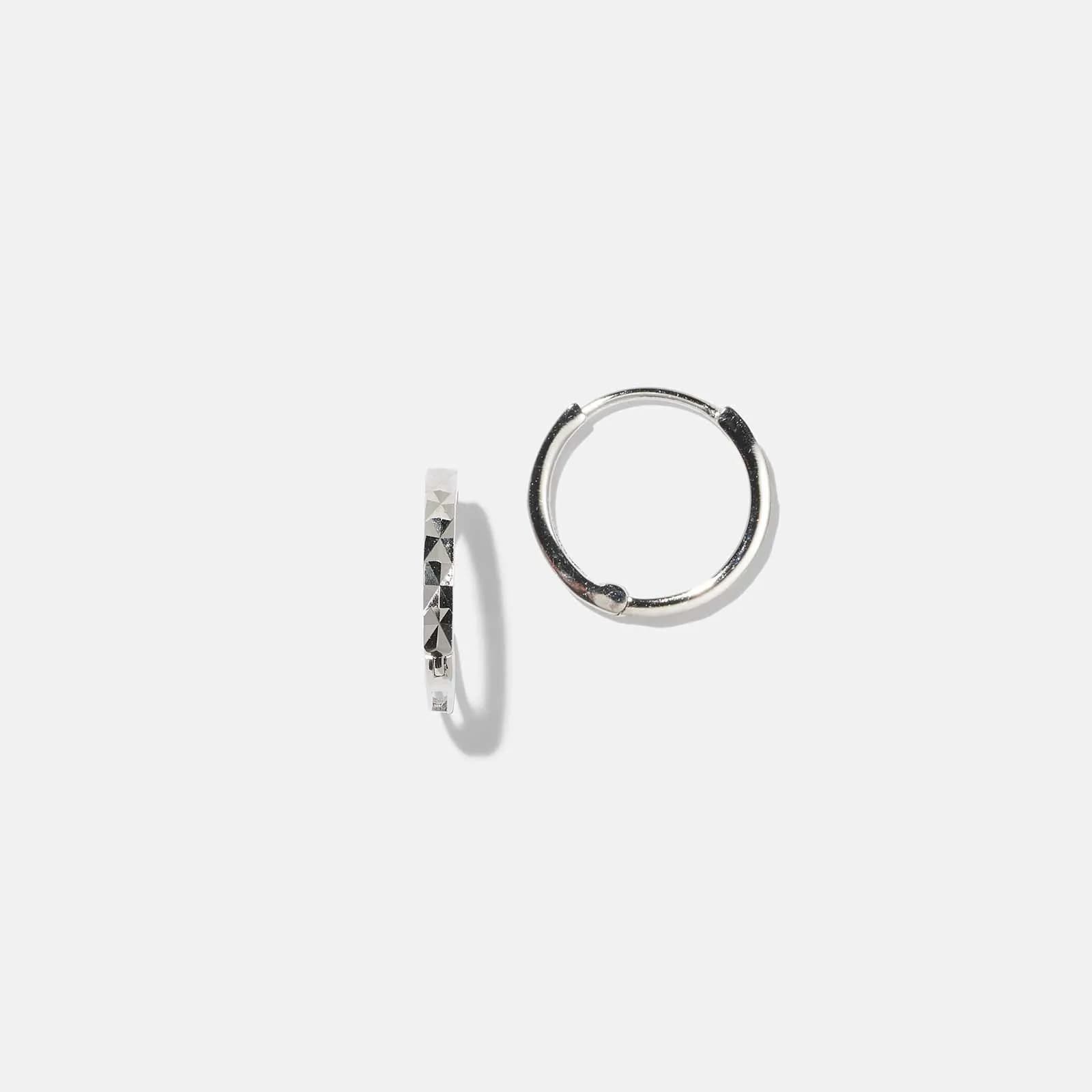 Hoops i äkta silver - mönstrad yta, 14mm