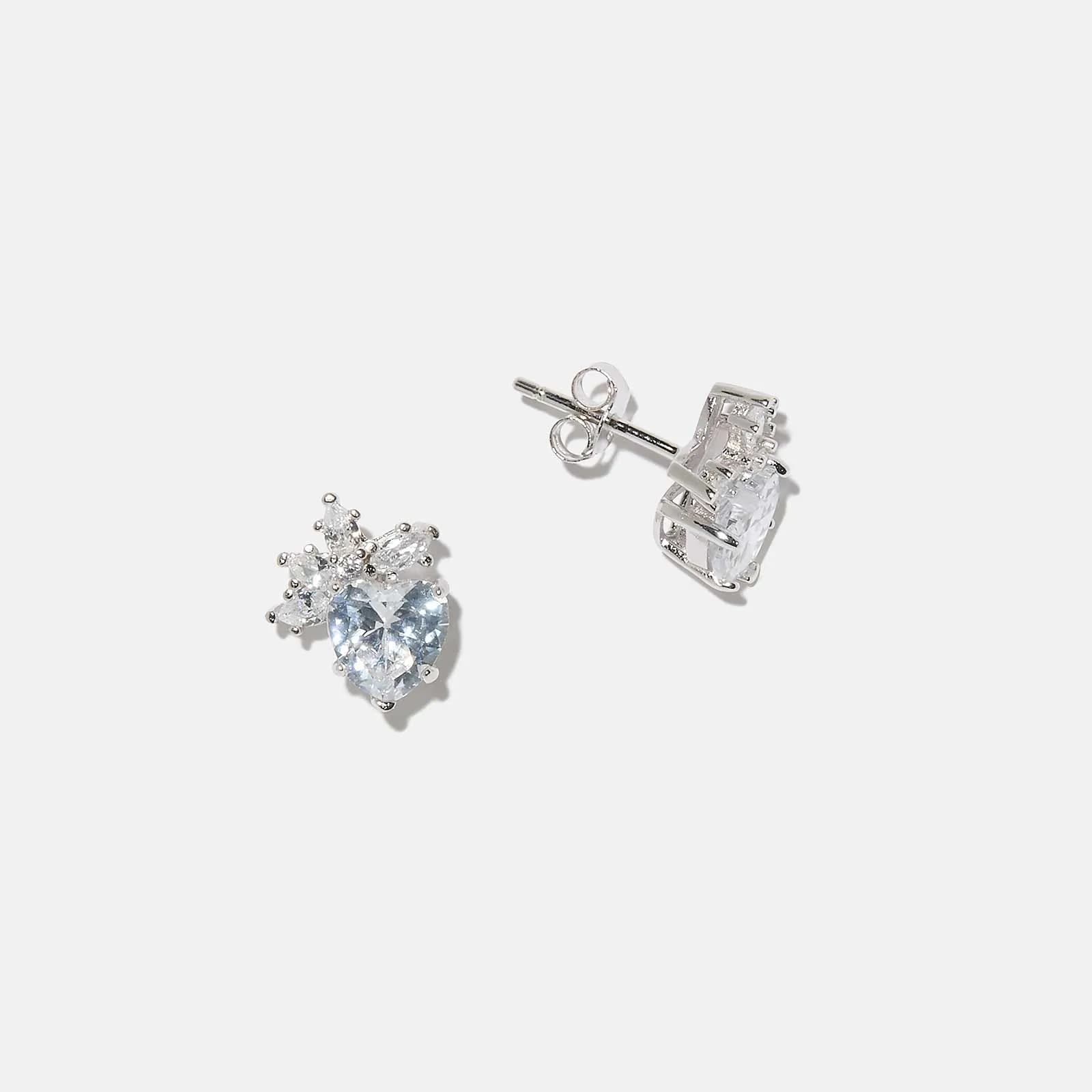 Örhängen i äkta silver - studs, vita hjärtan, 12mm