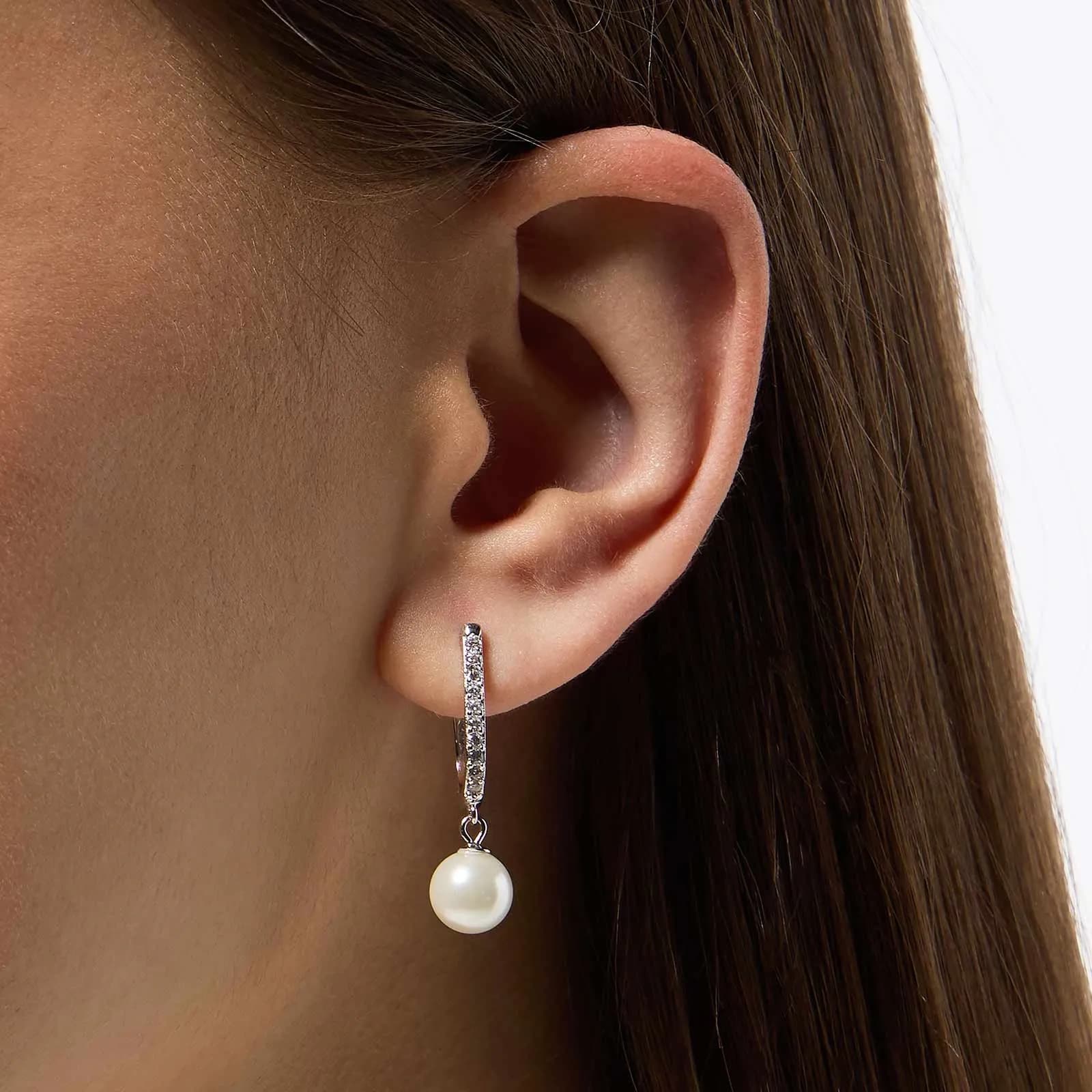 Örhängen i äkta silver - bågar, hängande Shell pearls 2
