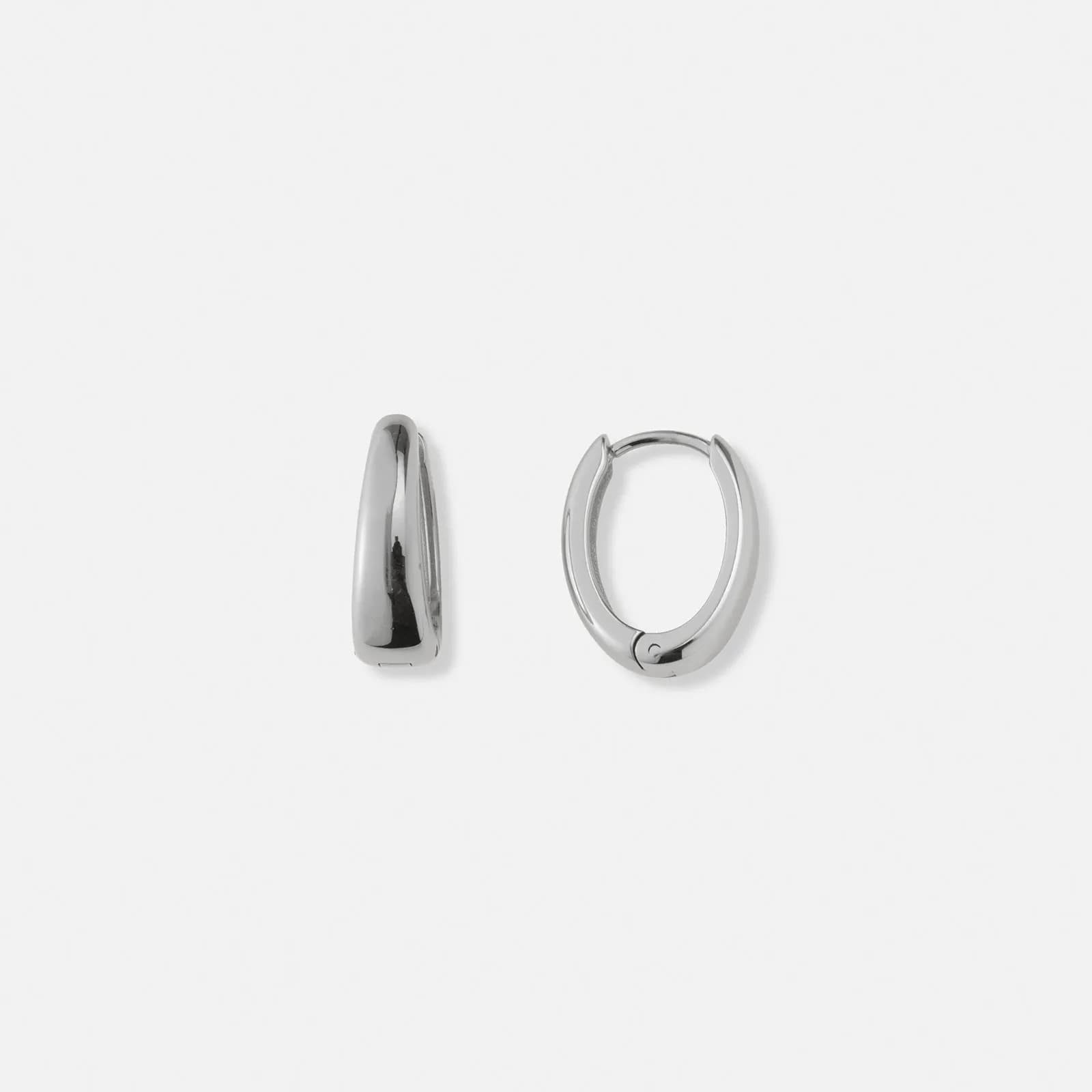 Stålörhängen, ovala docerade hoops - 16x13mm