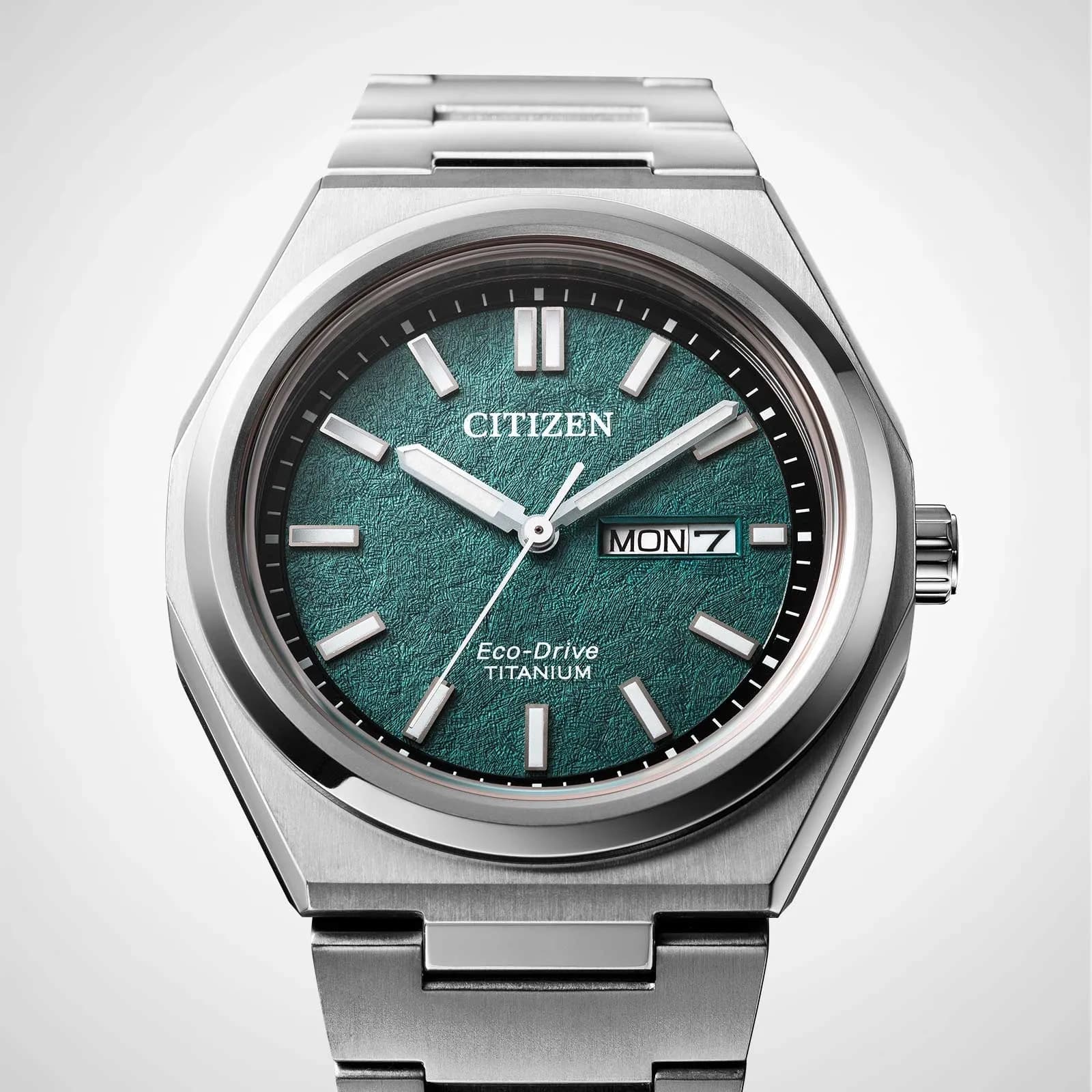 Citizen Super Titanium AW0130-85X 2
