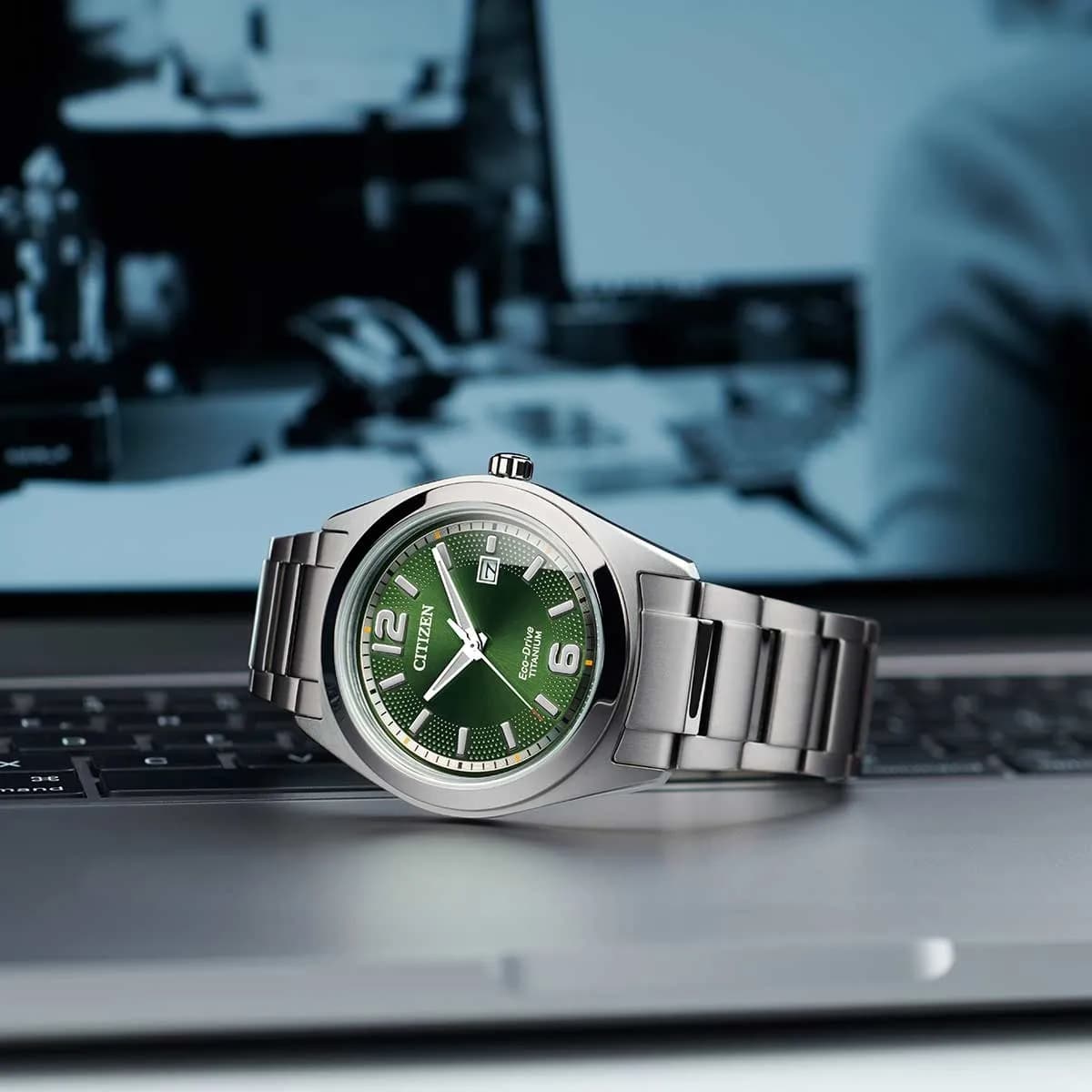 Citizen Super Titanium Eco-Drive AW1641-81X 6