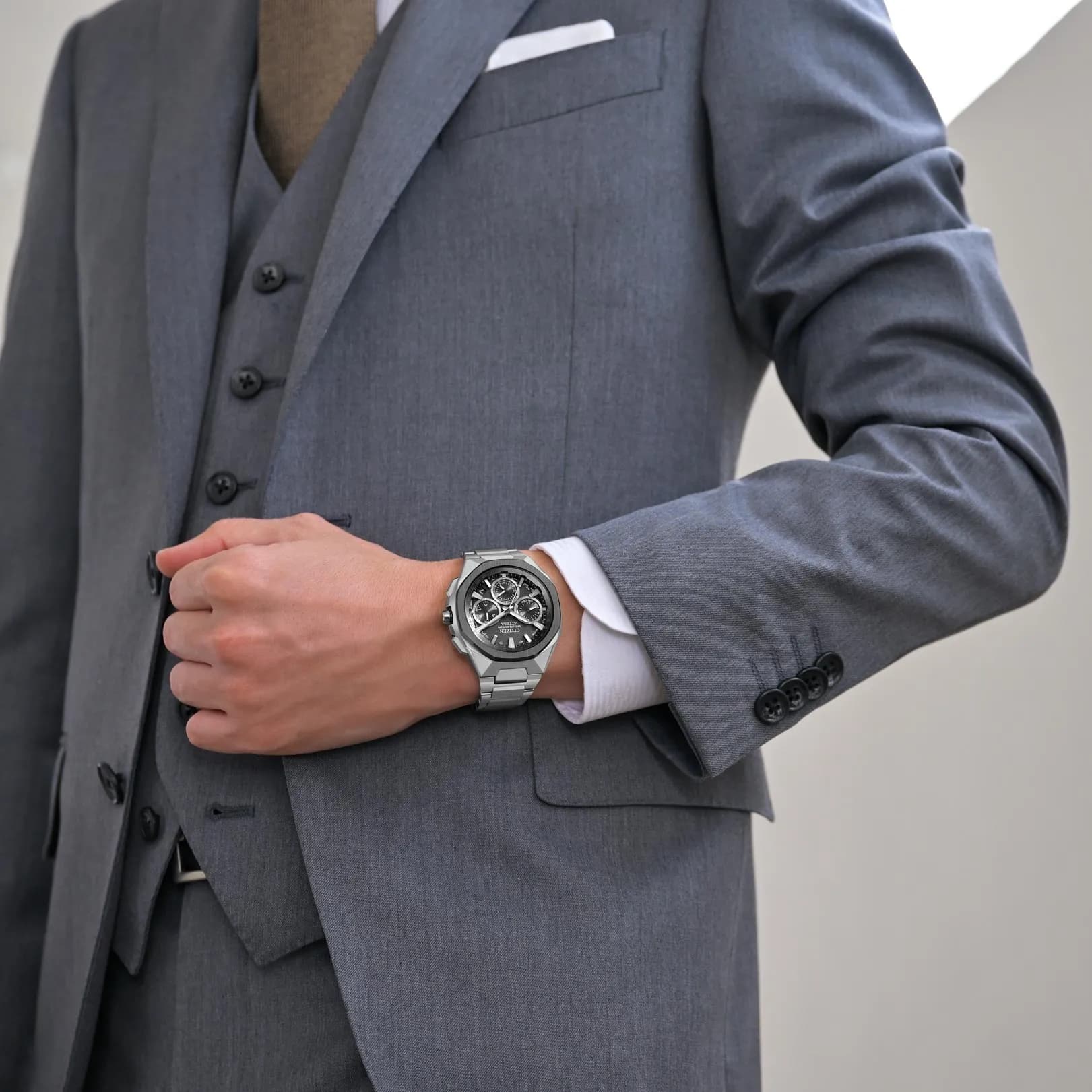Citizen Attesa Spaceship silver/svart - CC4104-53E 4