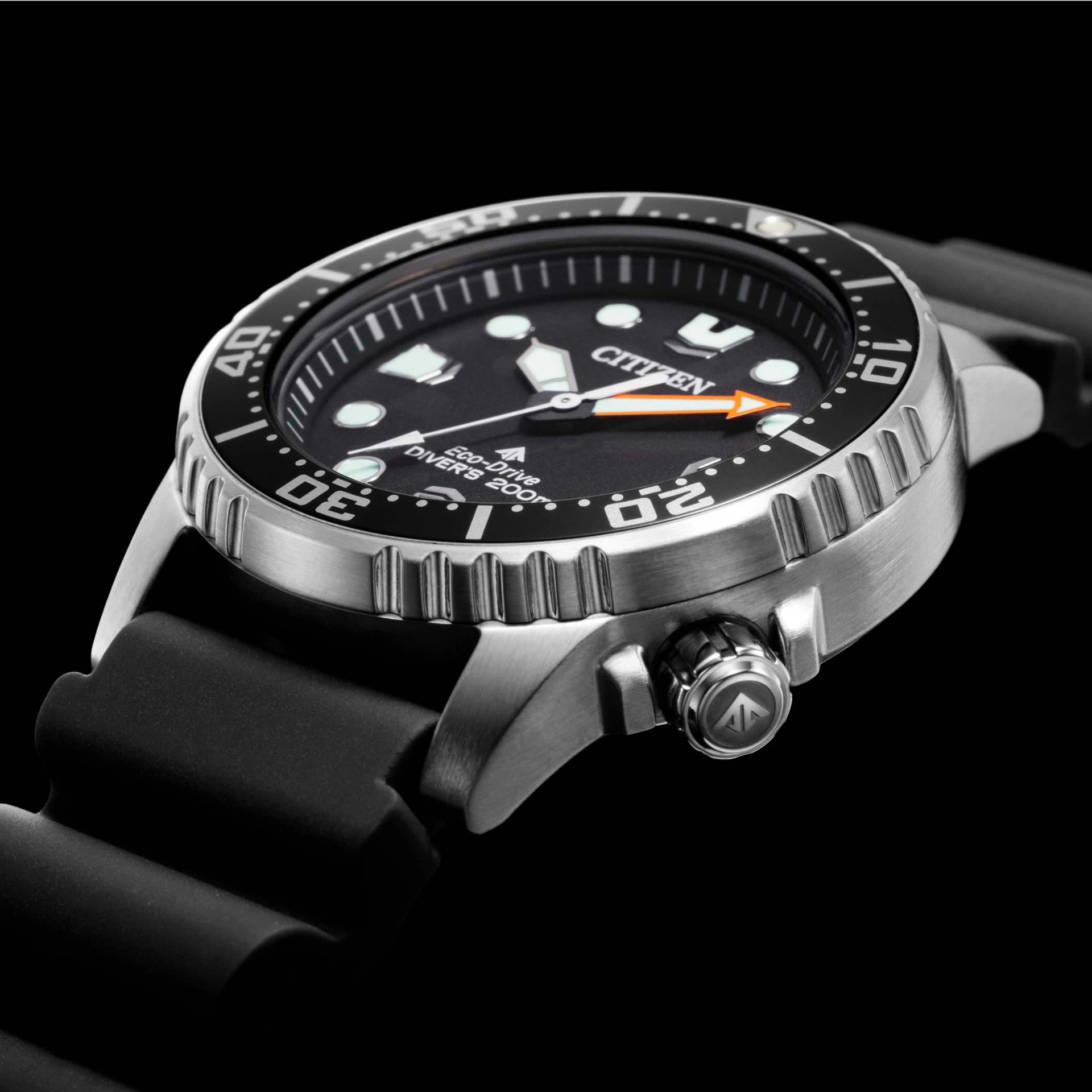 Citizen Eco-Drive Promaster Dive EO2020-08E 4