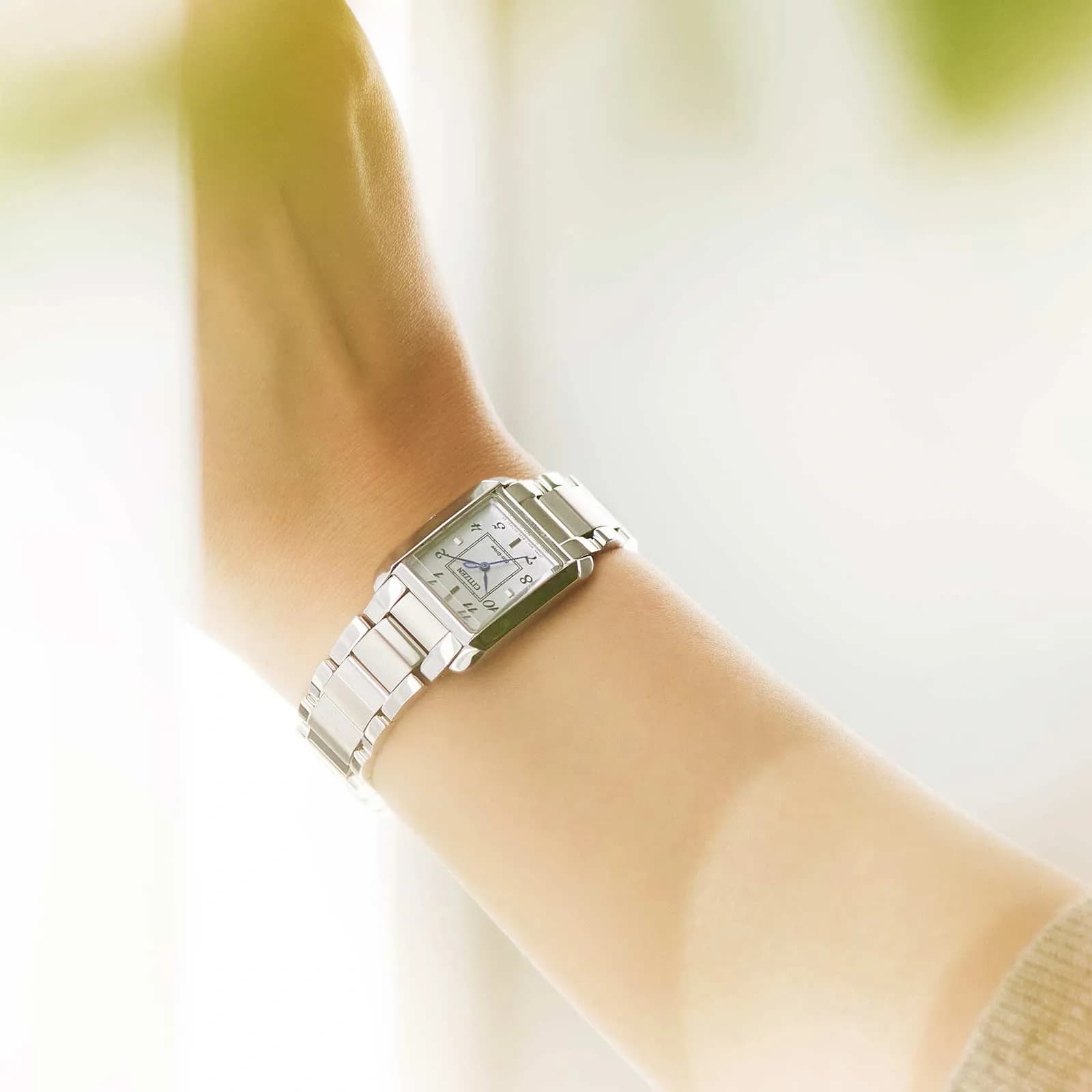 Citizen Eco-Drive damklocka stål/vit - EW5600-87D 5