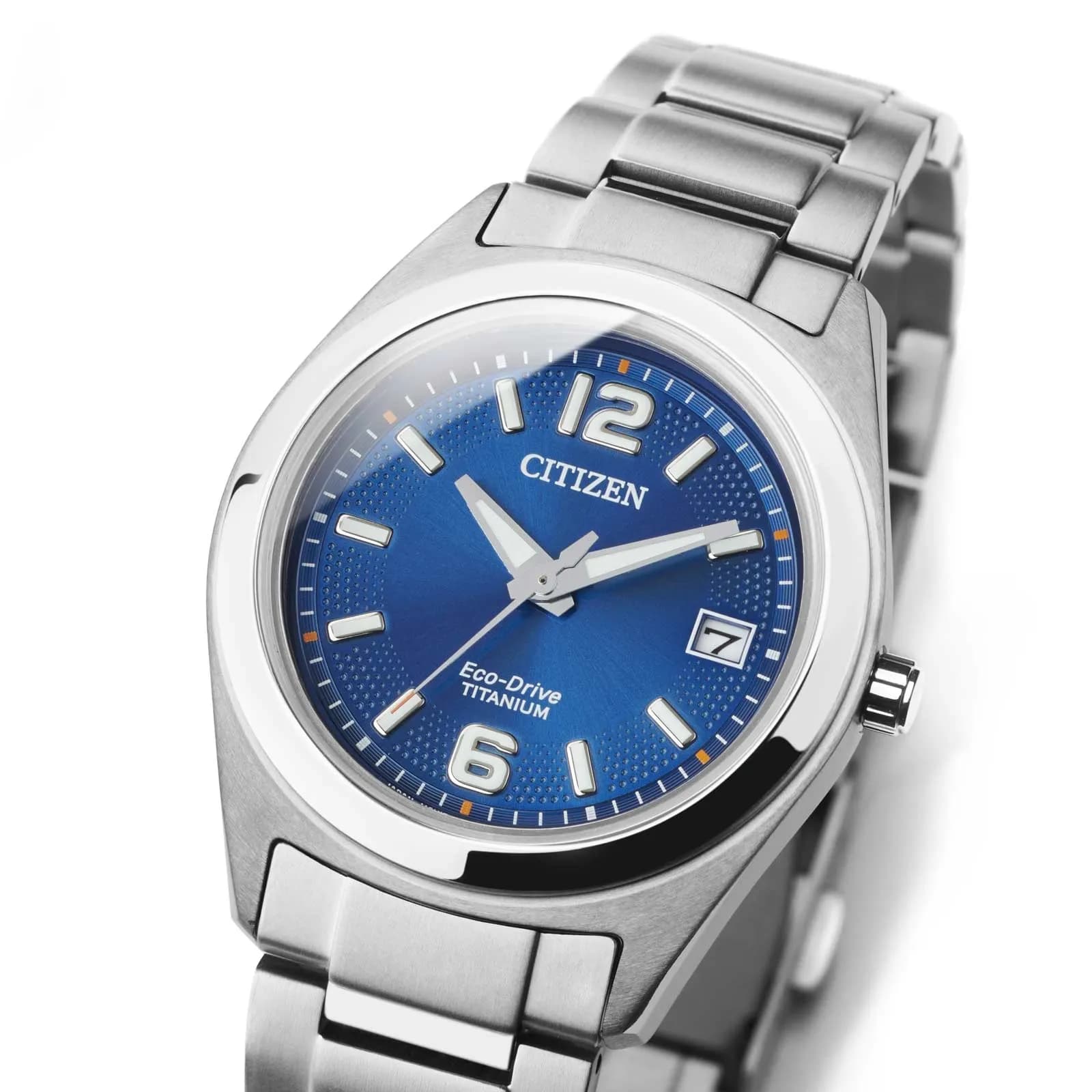 Citizen Super Titanium Eco-Drive FE6151-82L 3