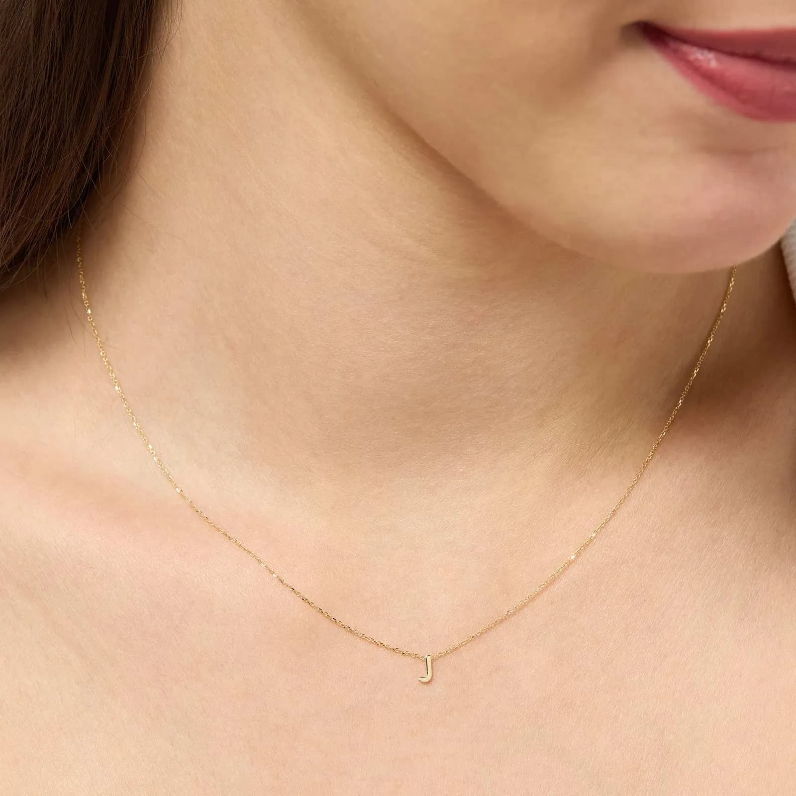 Halsband 9k guld - bokstav J, 43cm 2