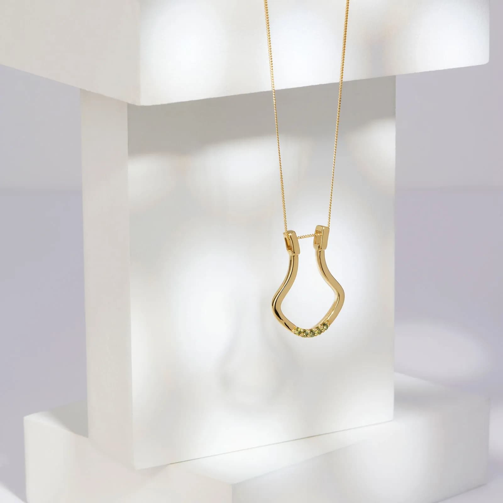 Je t´aime 18K guld ringhållare - Porte Bague Emerald 3
