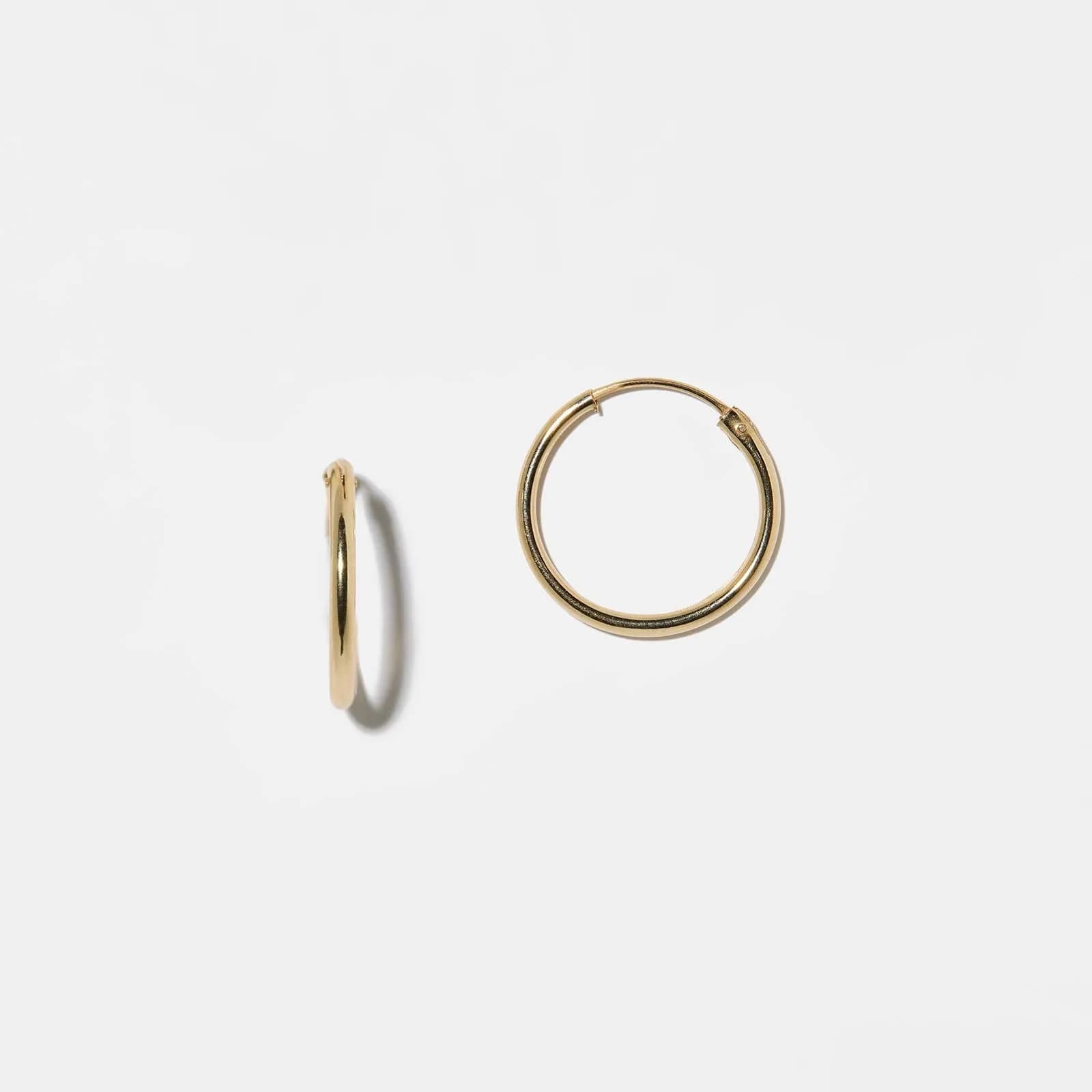 Örhängen 18k guld - hoops, 15x1,5mm 1