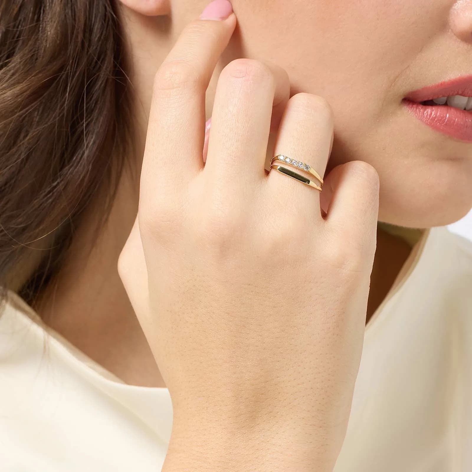 Smal ring 18k guld - platt bar 4