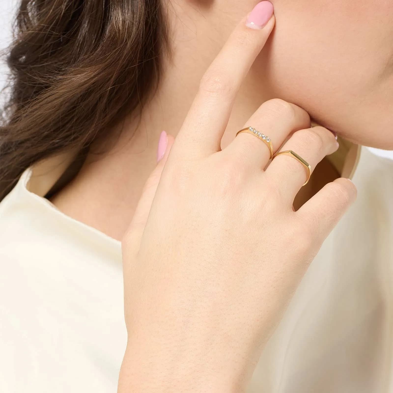 Smal ring 18k guld - platt bar 5