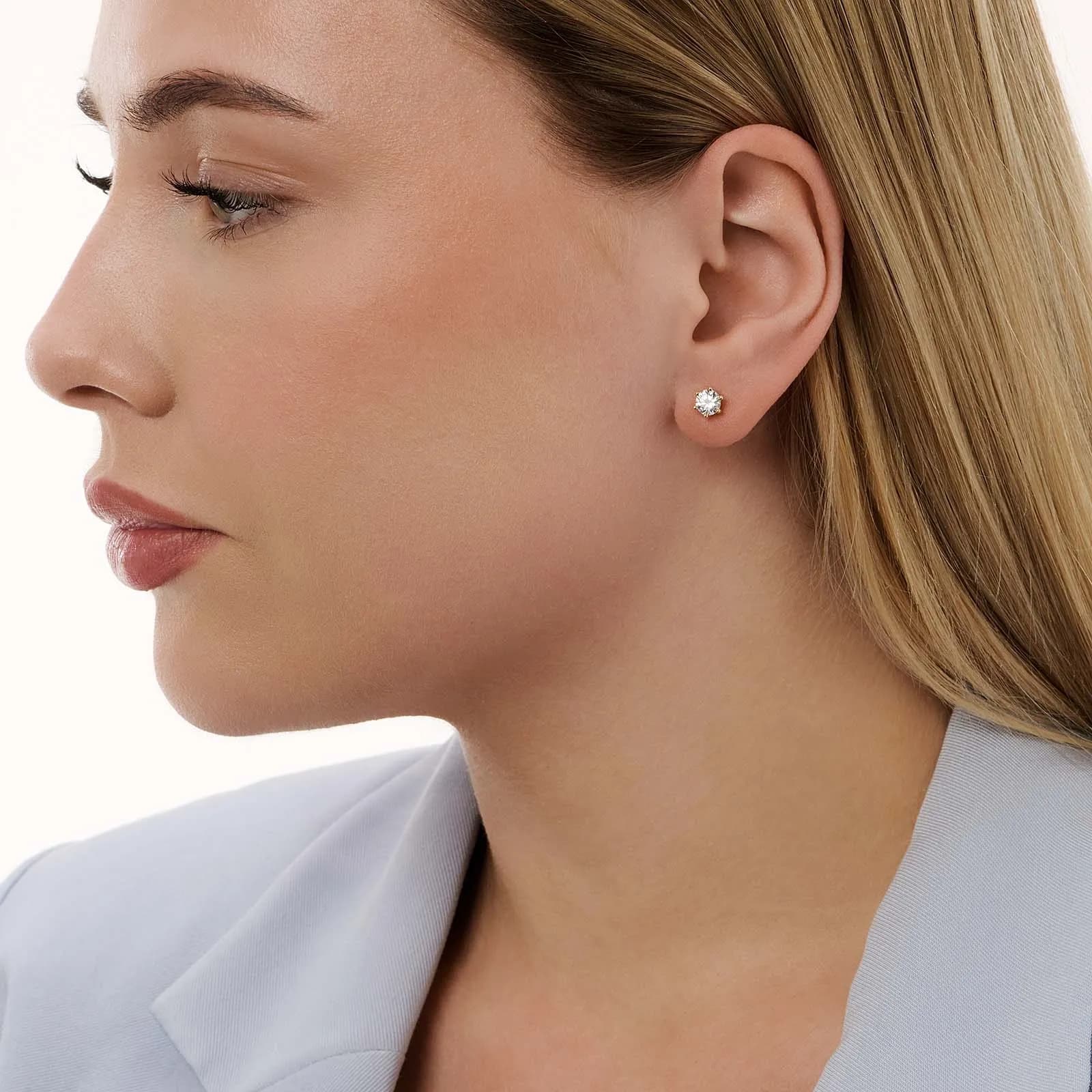 Örhängen studs 18k guld med 1,0 ct labbodlade diamanter 2