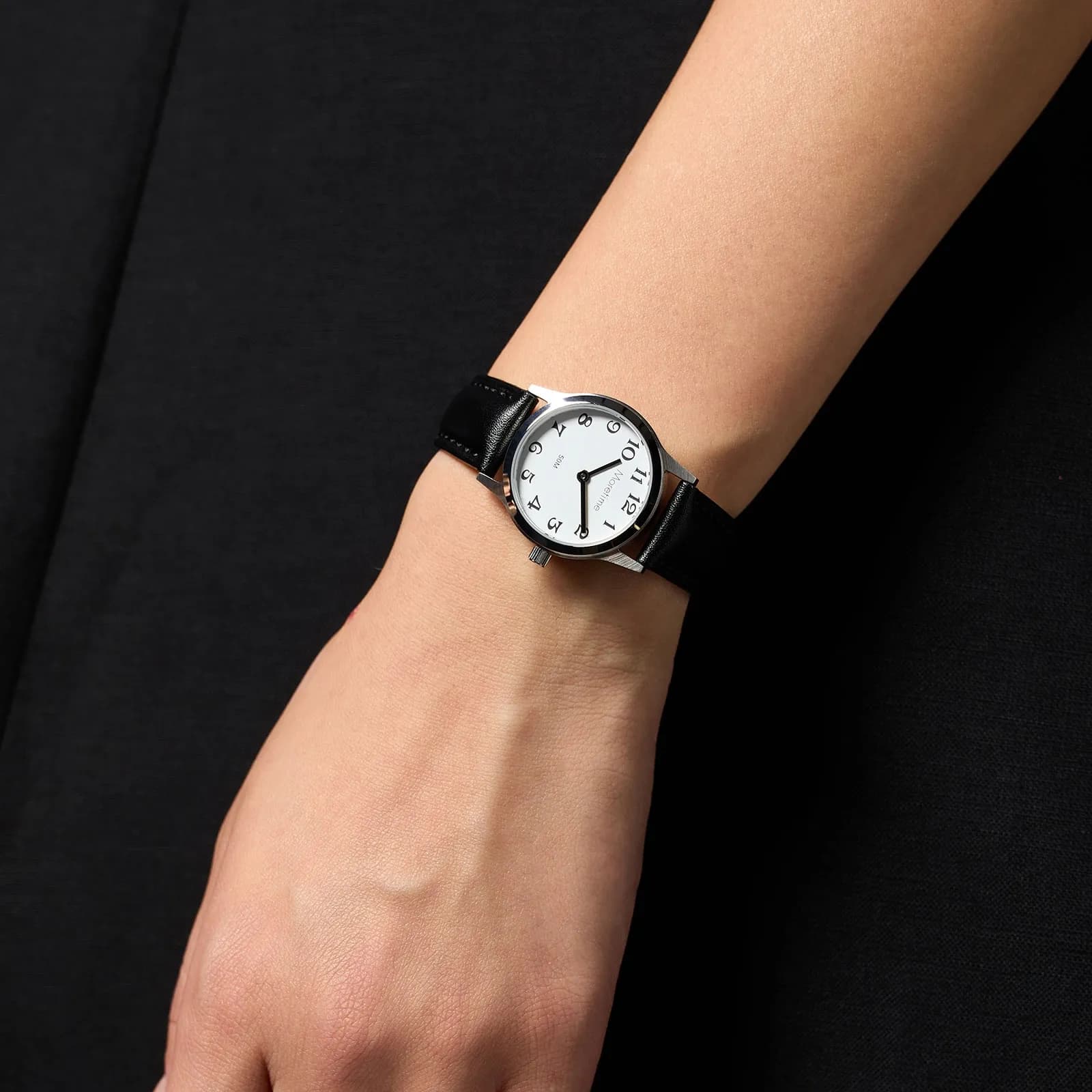 Moretime damklocka - silver/svart, 29 mm 2