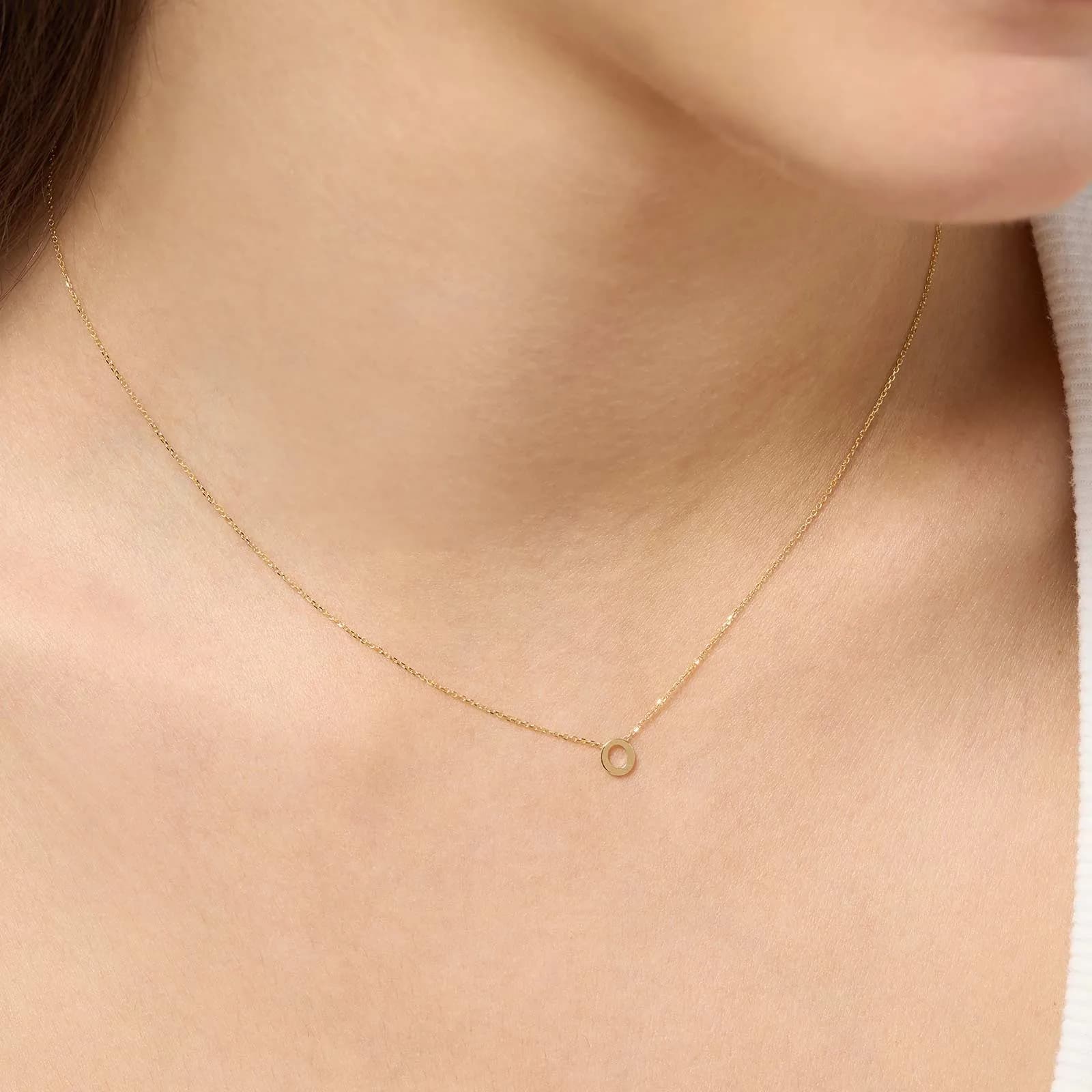 Halsband 9k guld - bokstav O, 43cm 2