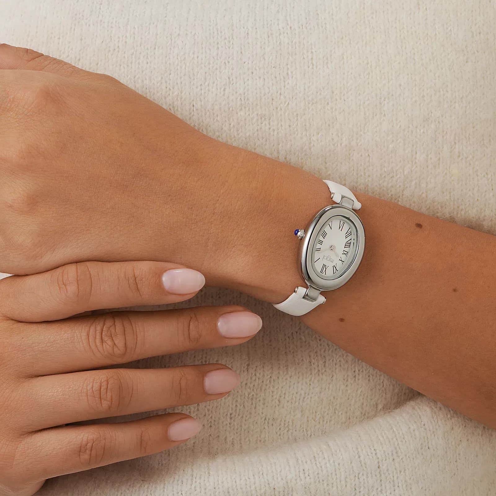 Regal damklocka vit/silver vitt band - R11034-121 2
