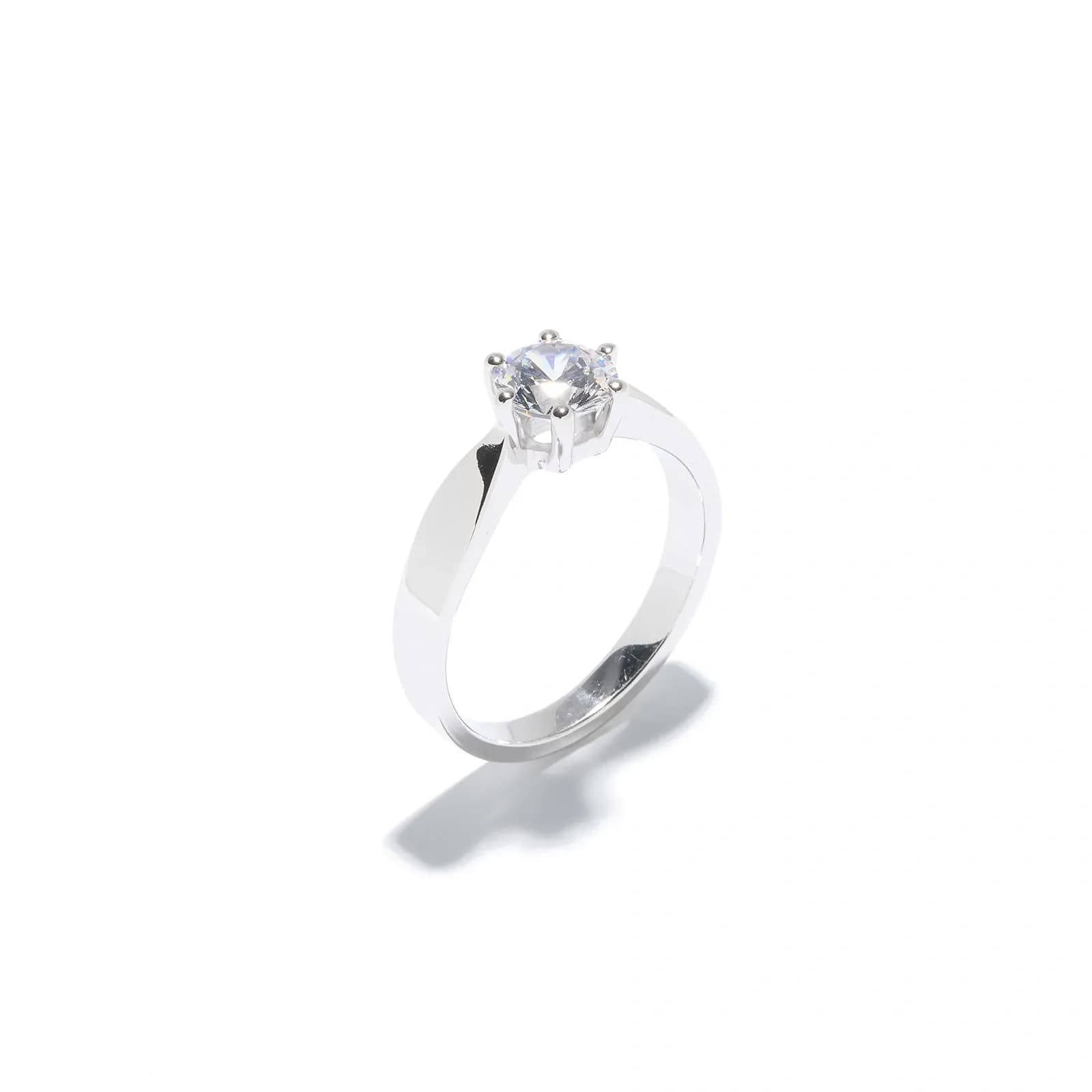 Ring Monica - 18k vitguld, labbodlad diamant 1 carat