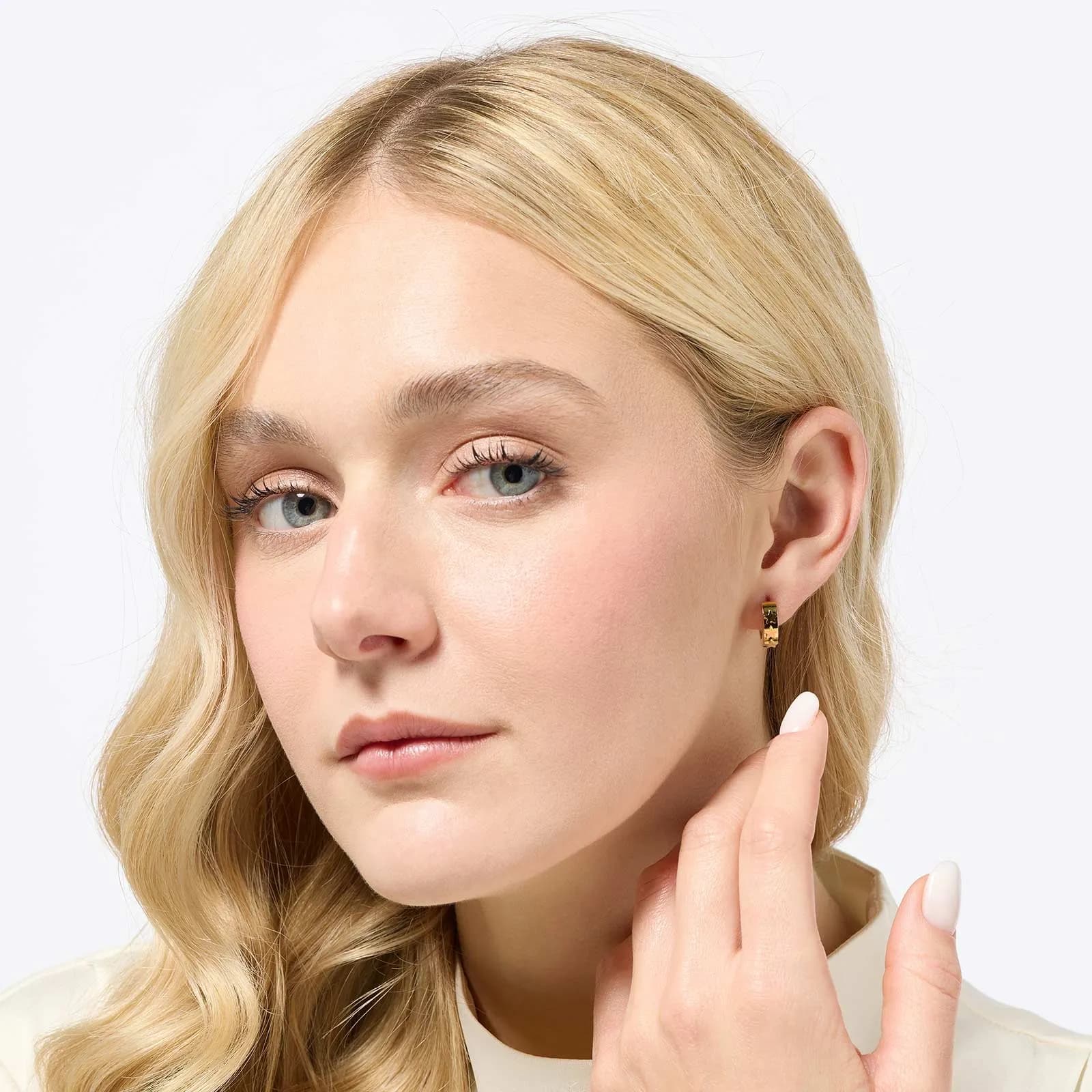 Guldpläterade stålörhängen hoops med tre stjärnor 14mm 3