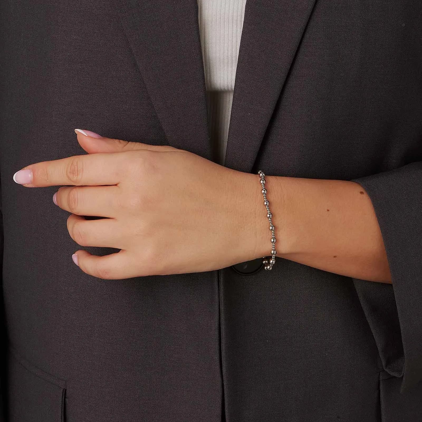 Armband i stål - elastiskt med kulor 2&4mm 2