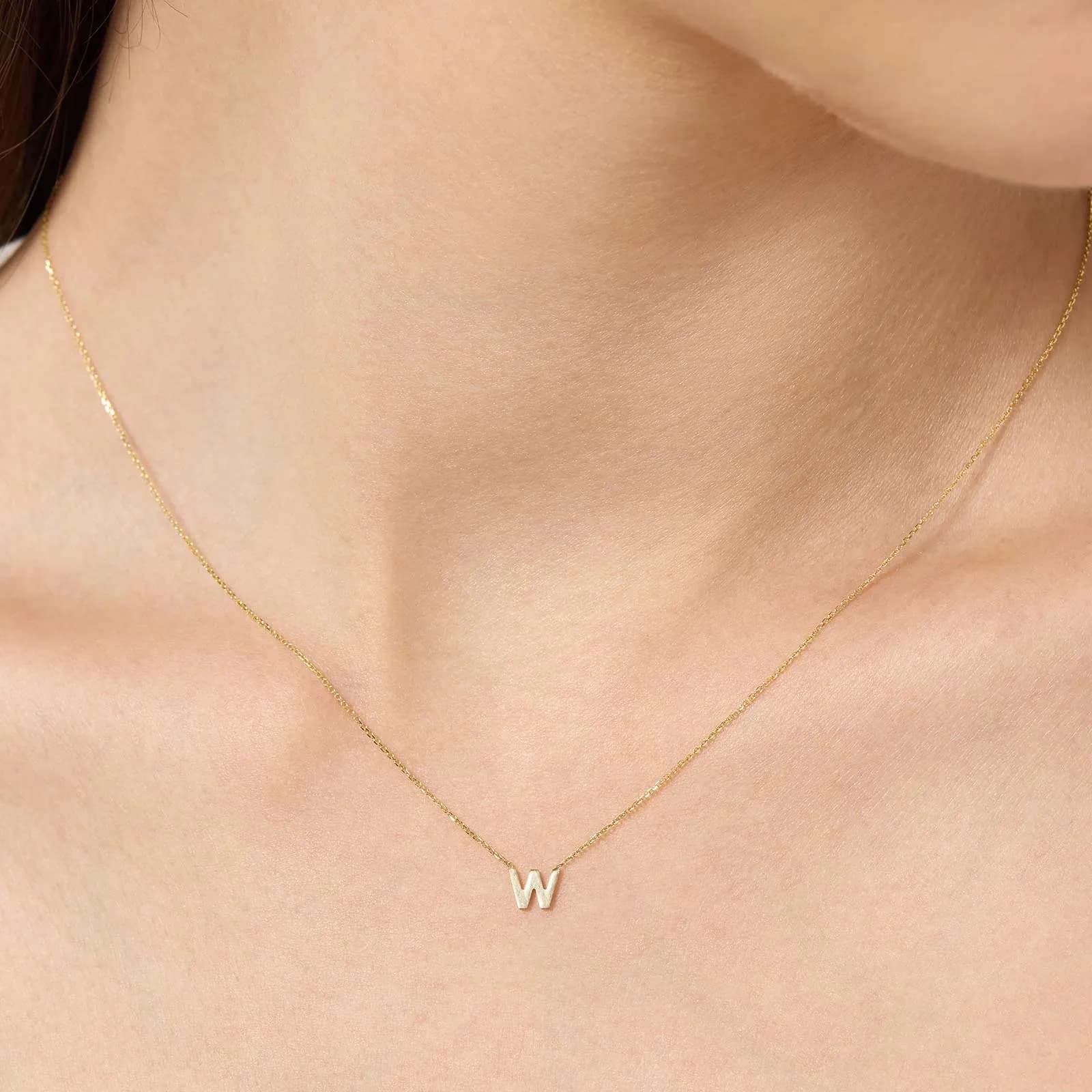 Halsband 9k guld - bokstav W, 43cm 2