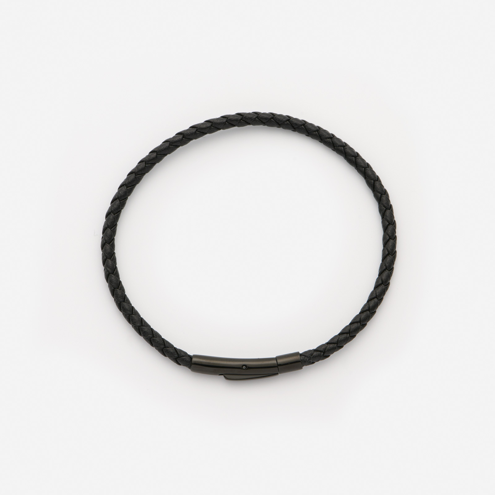 Svart läderarmband med svart stålspänne 20cm
