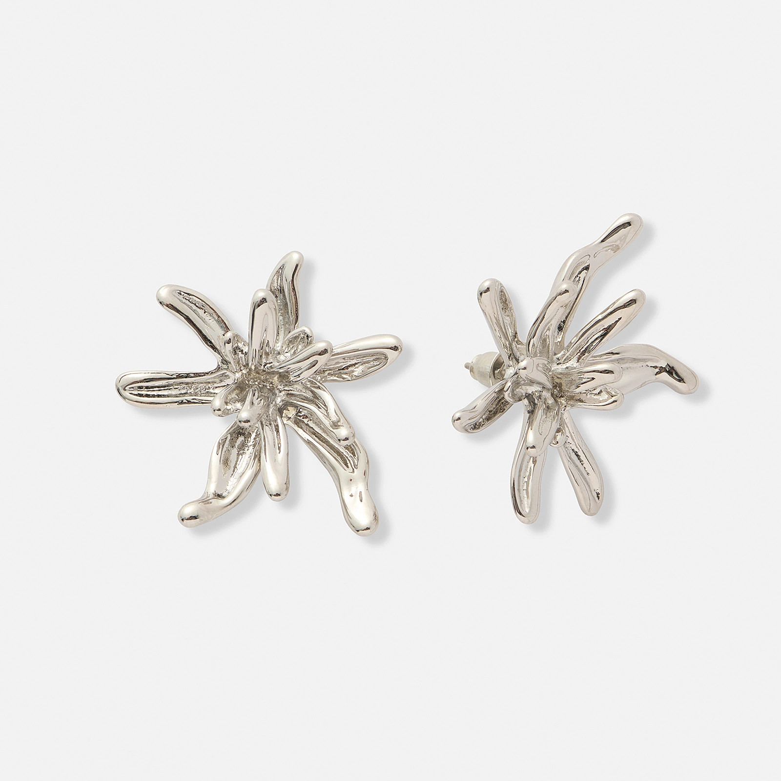 Silverf&auml;rgade &ouml;rh&auml;ngen, vildblommor - 30 mm